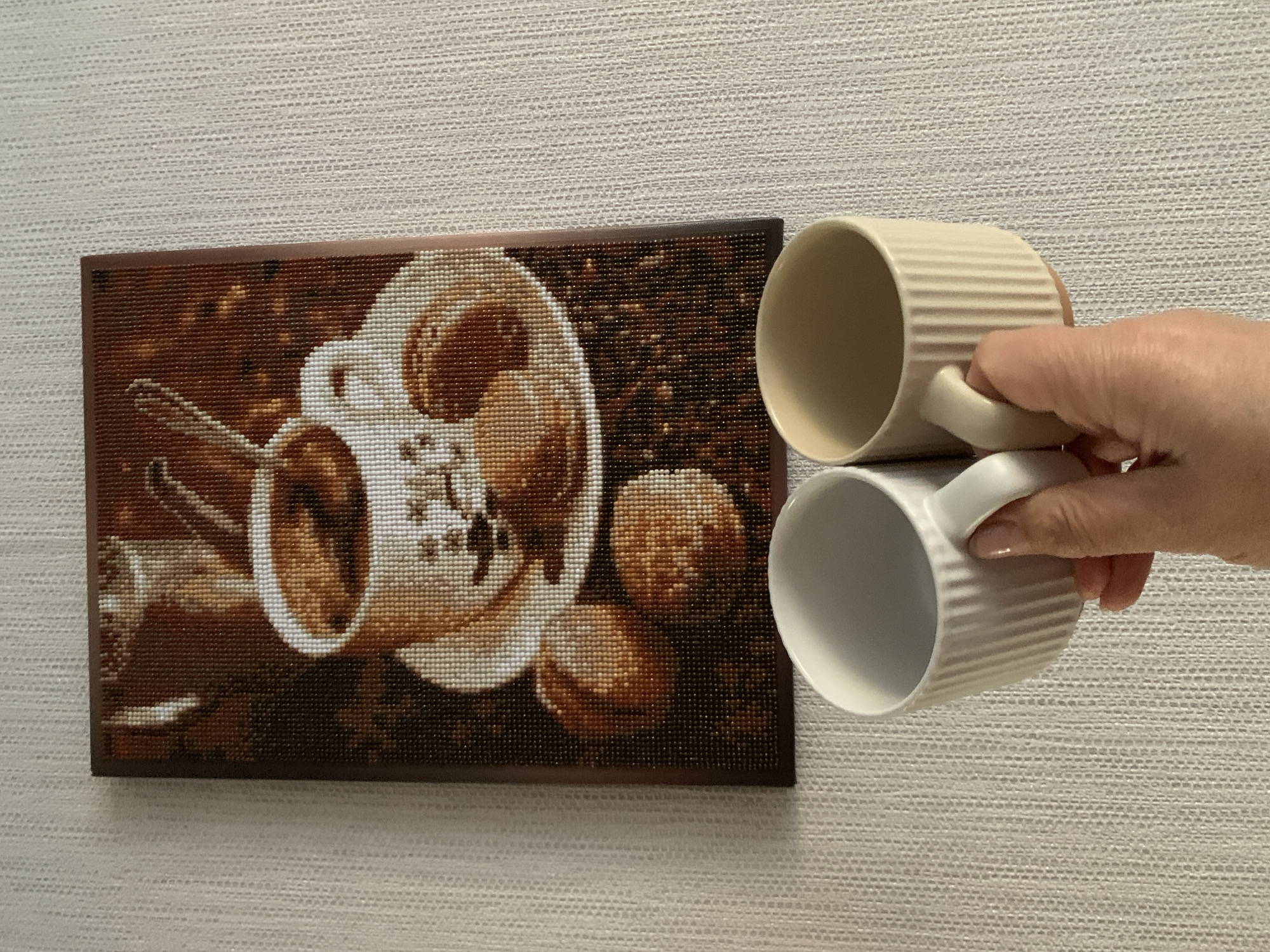 Belarus resident showcases handmade diamond art and home decor collection