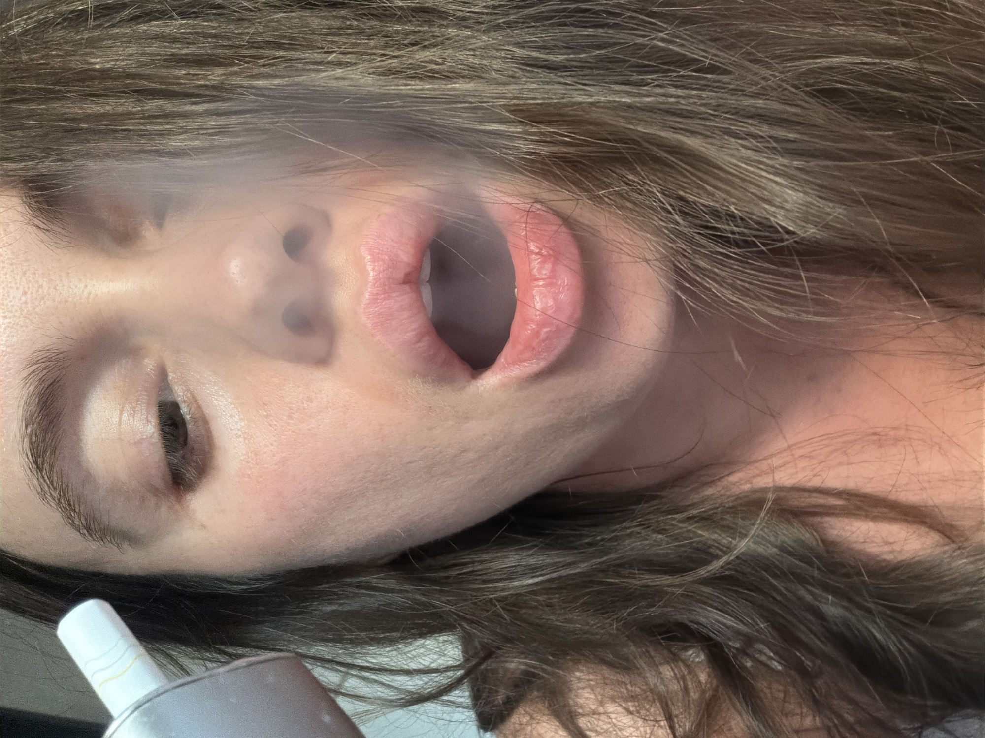 Indoor hang in Tallinn, vaping and a window view