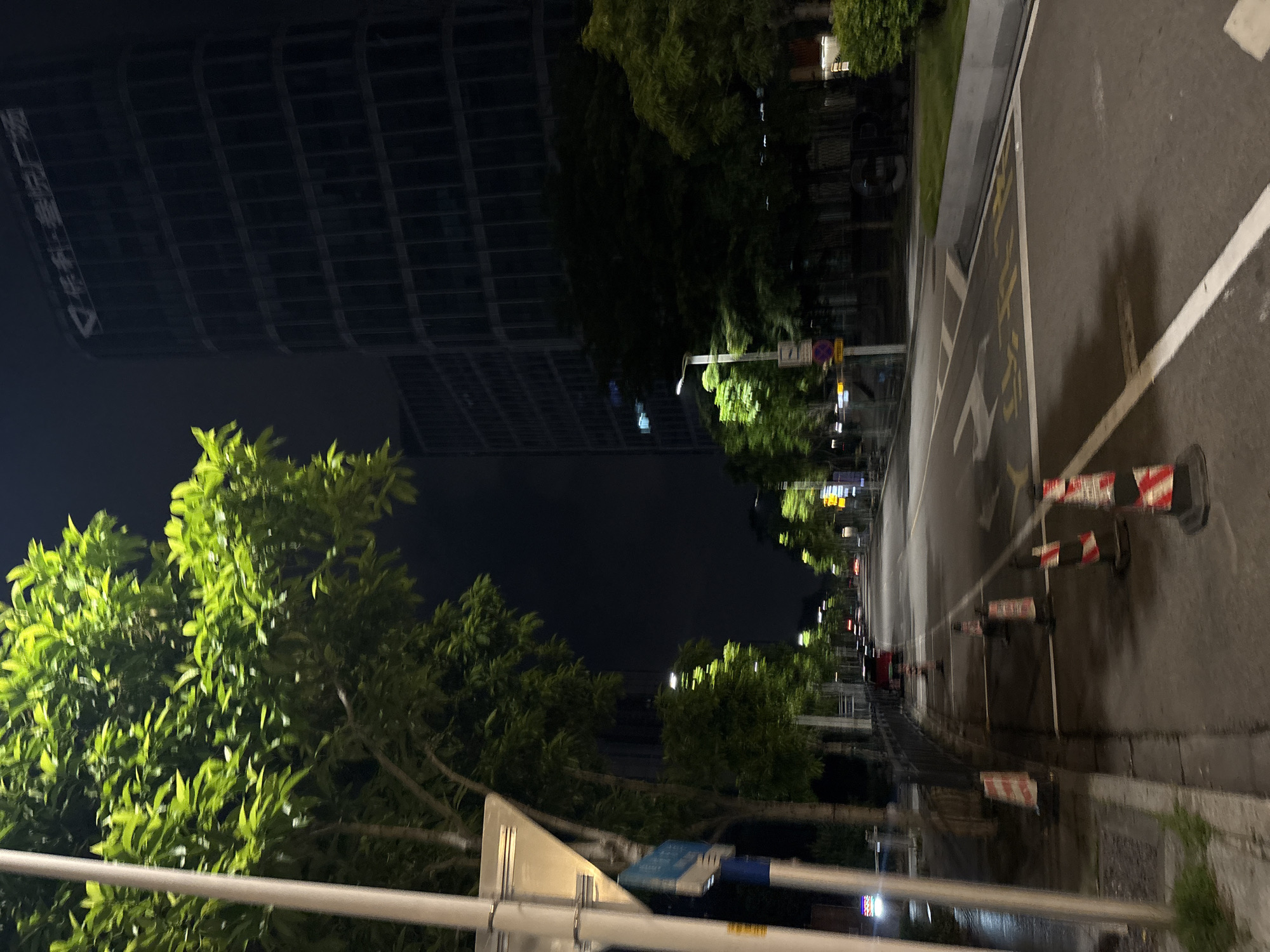 Night walk through Haizhu's tower district, Guangzhou