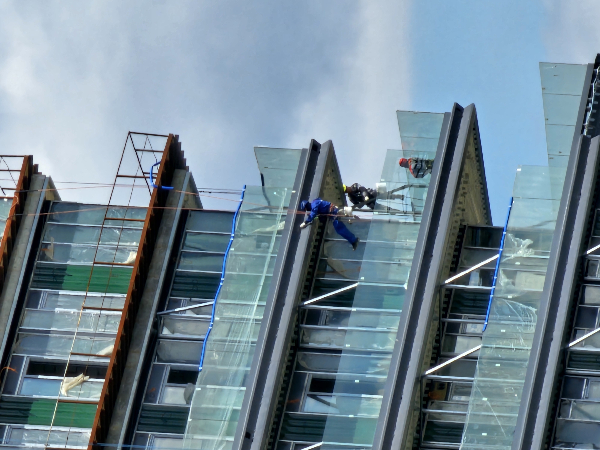 High-rise work and street life around Moscow City