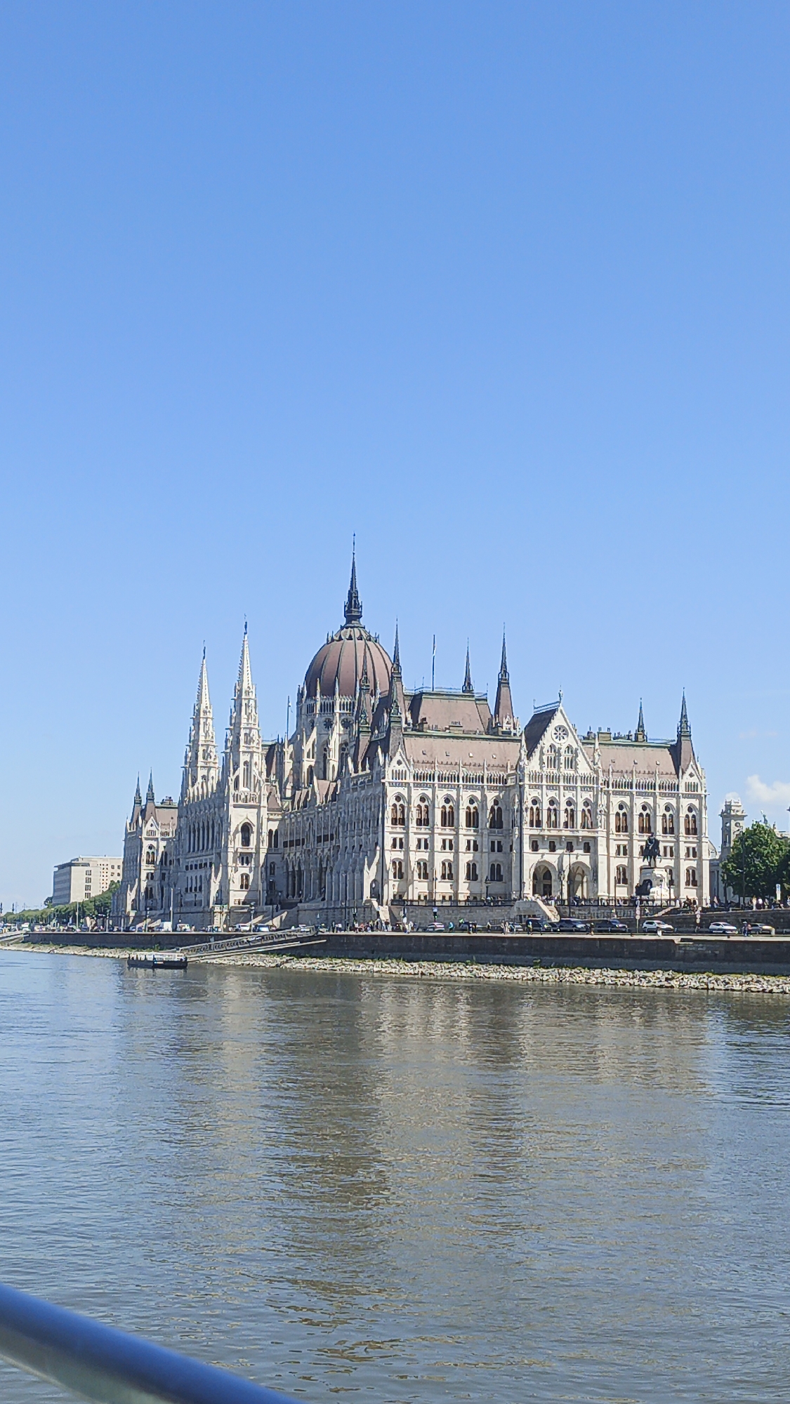 Tourist boat captures Parliament Building views on Danube River