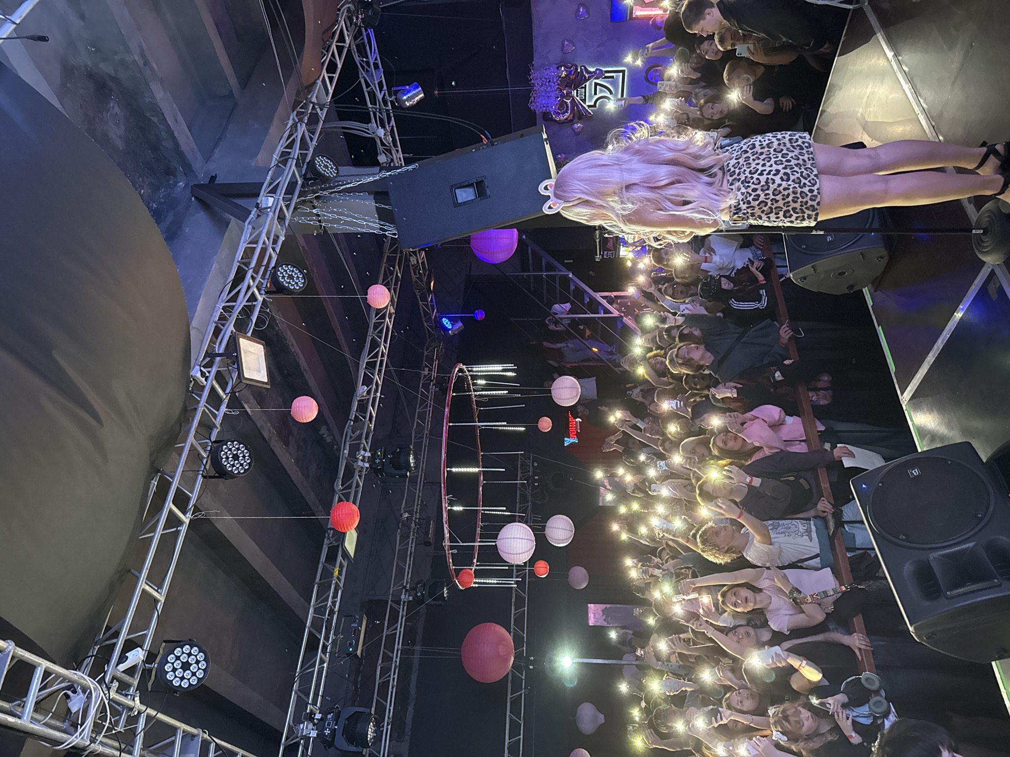 Concert performer draws enthusiastic crowd in Abakan, Russia