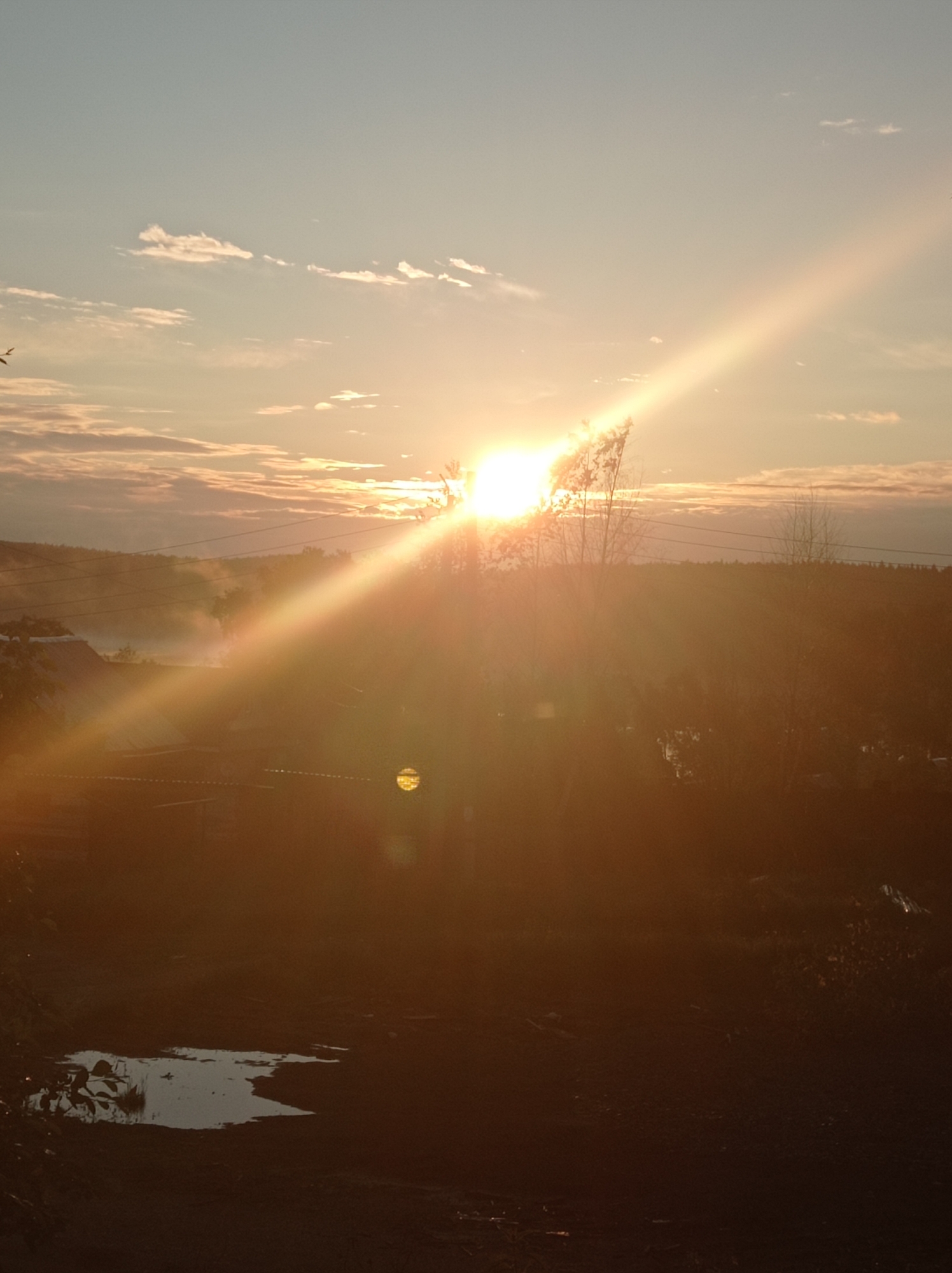Dawn/dusk landscape captured over 21 minutes in Degtyarsk, Russia