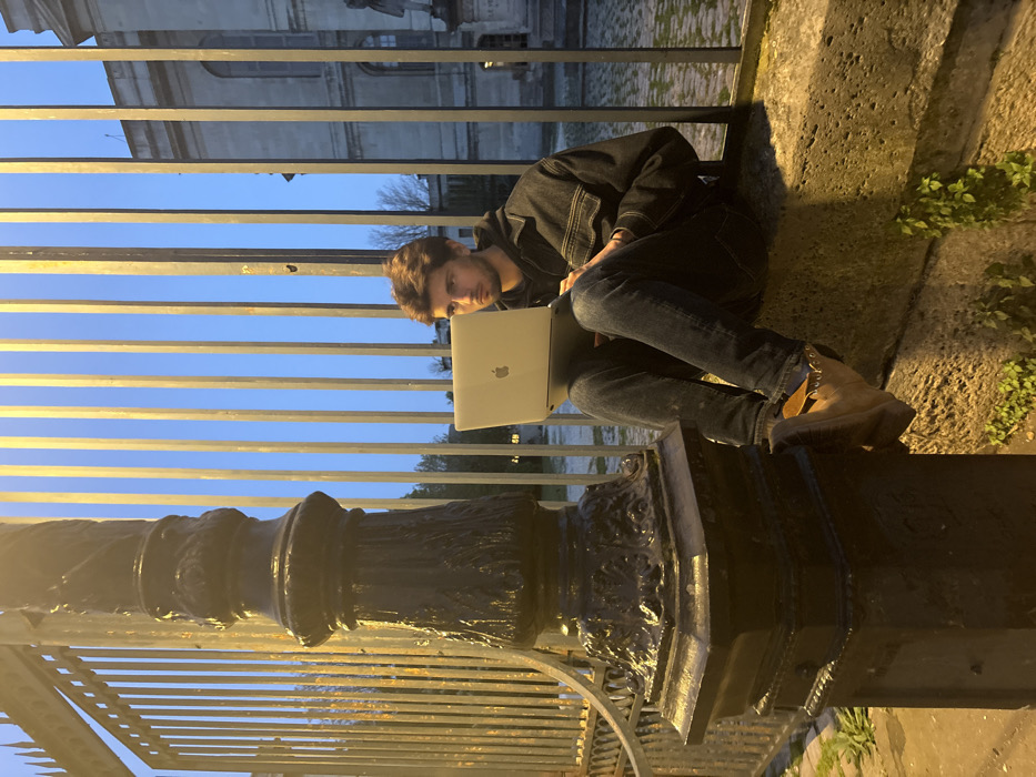 Paris daily life documented across two hours near Luxembourg Gardens