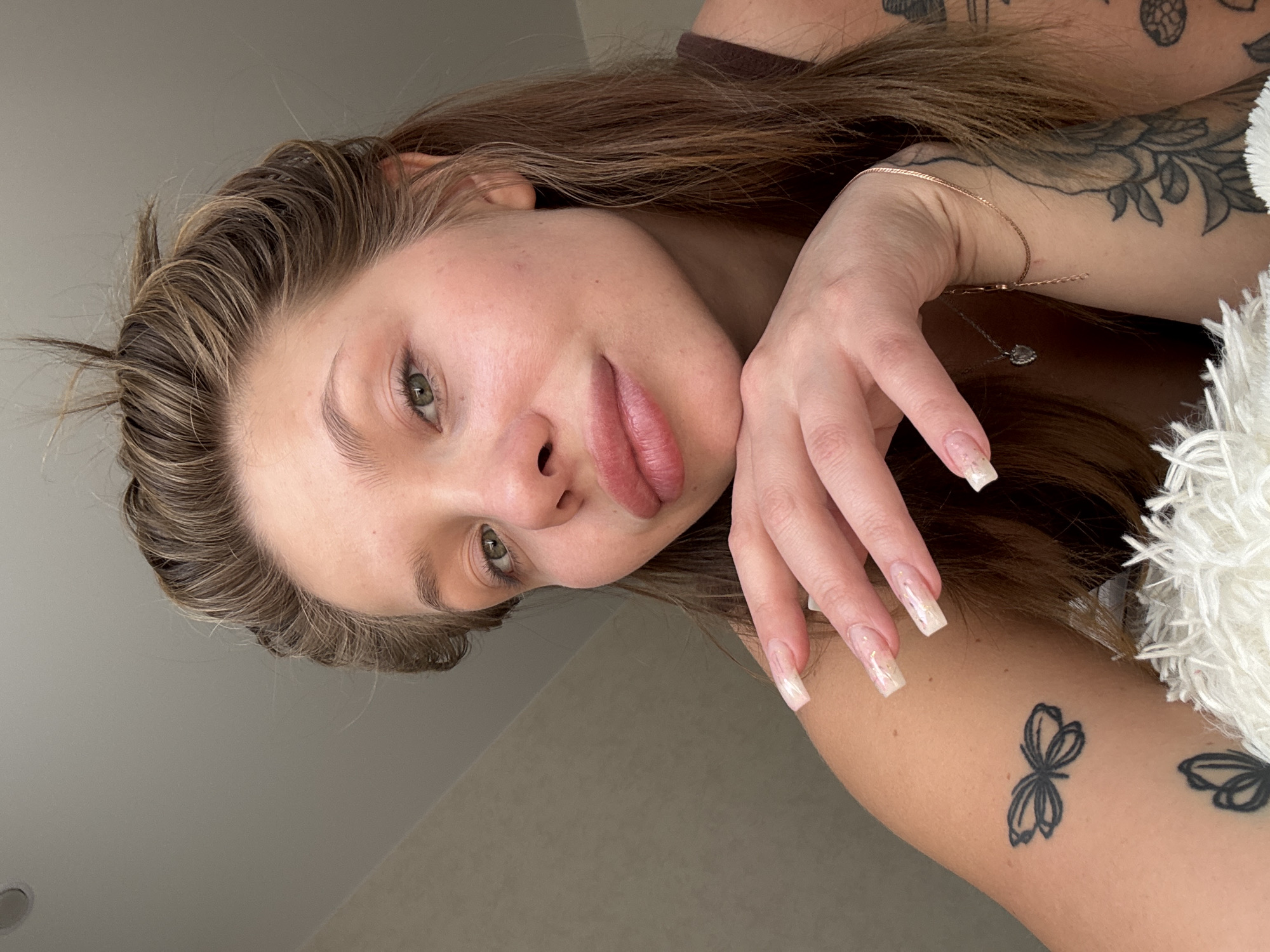 Indoor selfie portrait from a Krasnodar apartment