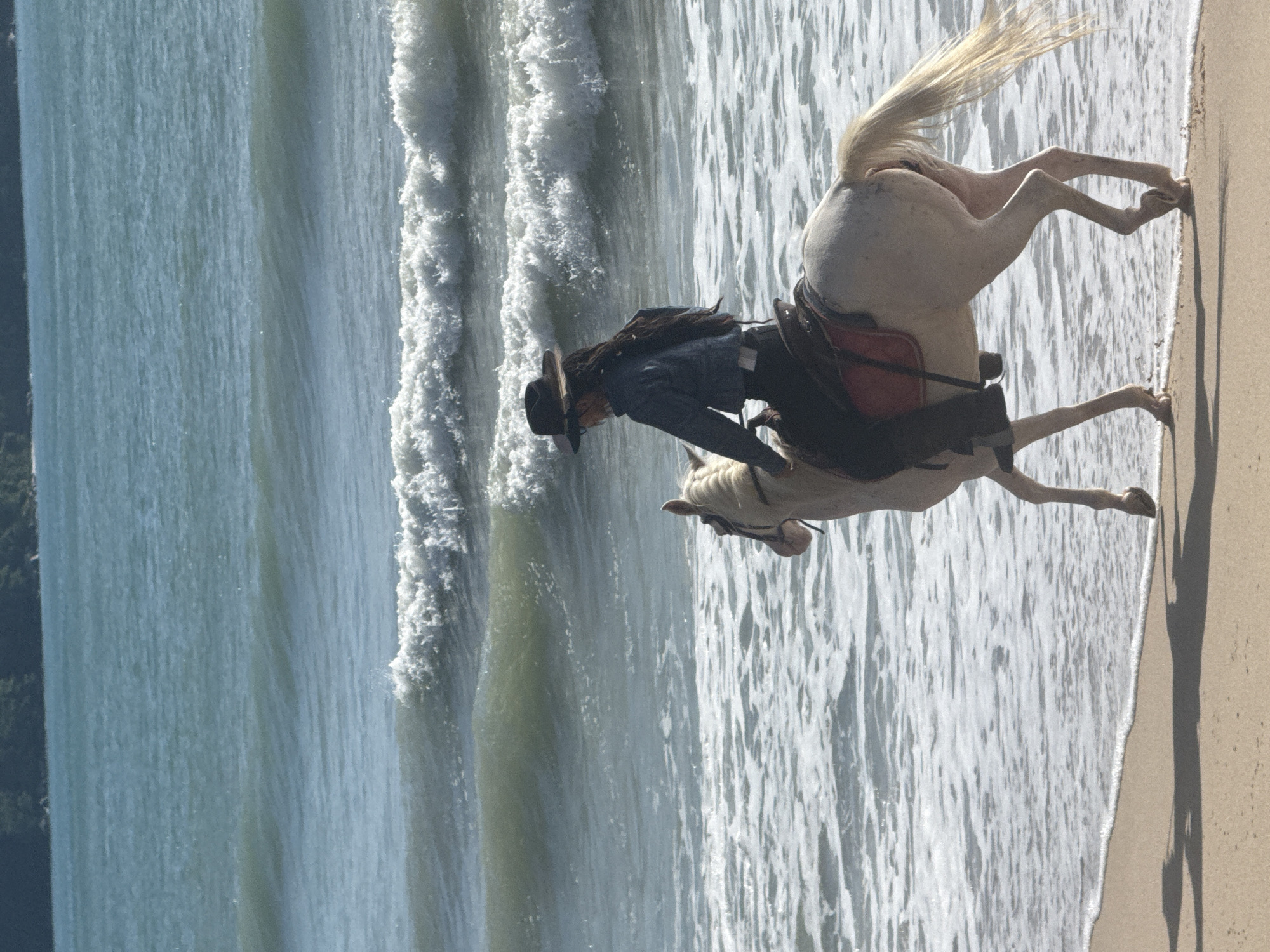 Morning beach scenes documented in Choeng Thale, Thailand