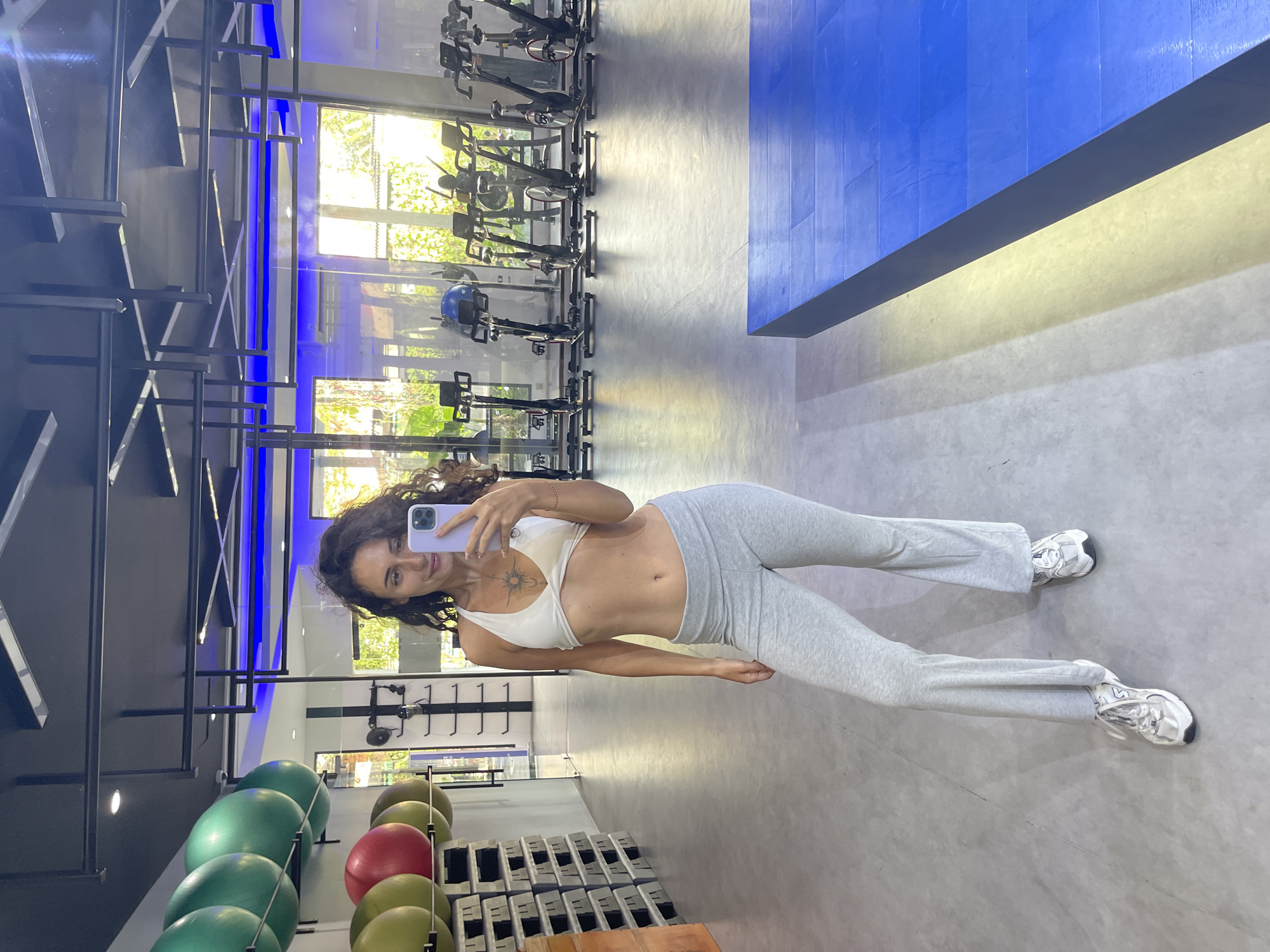 Gym selfies and iced coffee in North Kuta, Bali