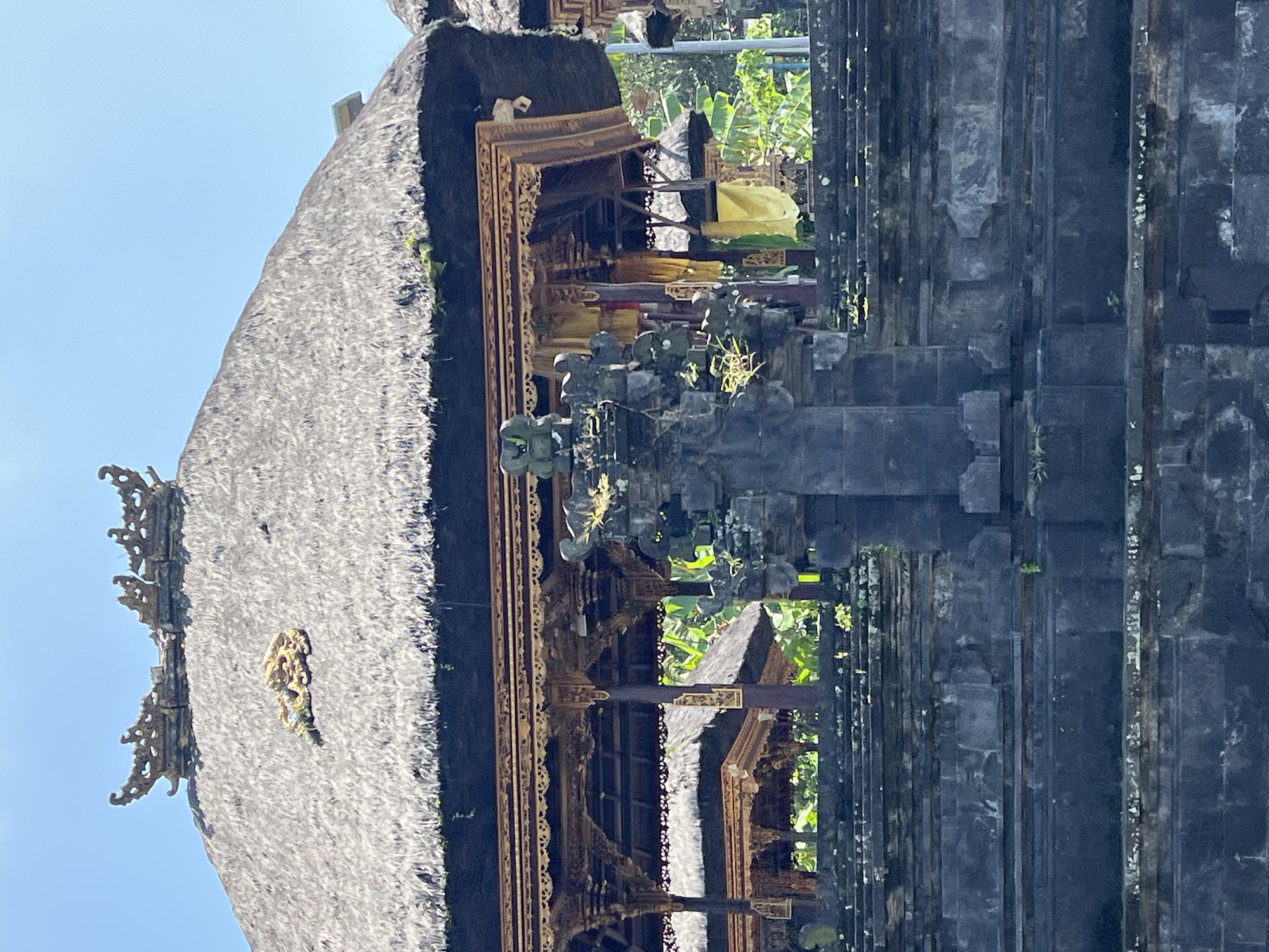 Balinese Hindu temple complex documented by multiple witnesses