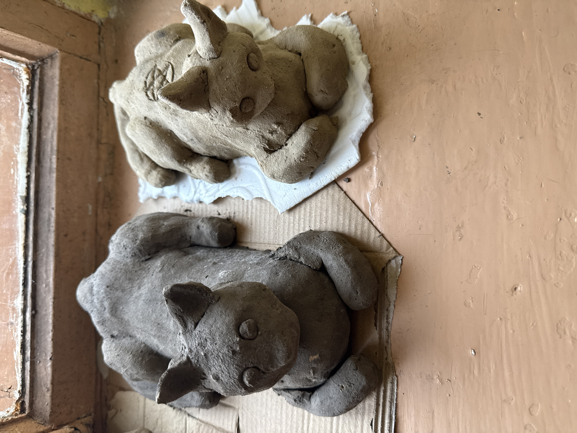 Cats, clay figures, and quiet corners of Bilhorod-Dnistrovskyi
