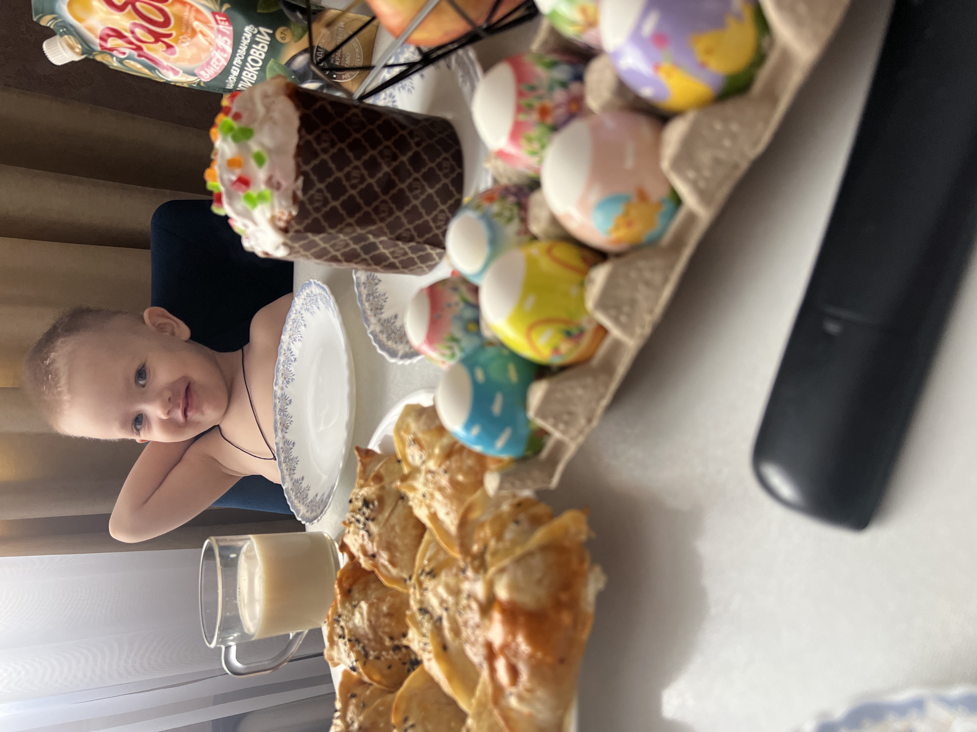 Easter feast prepared in Russian village before dawn