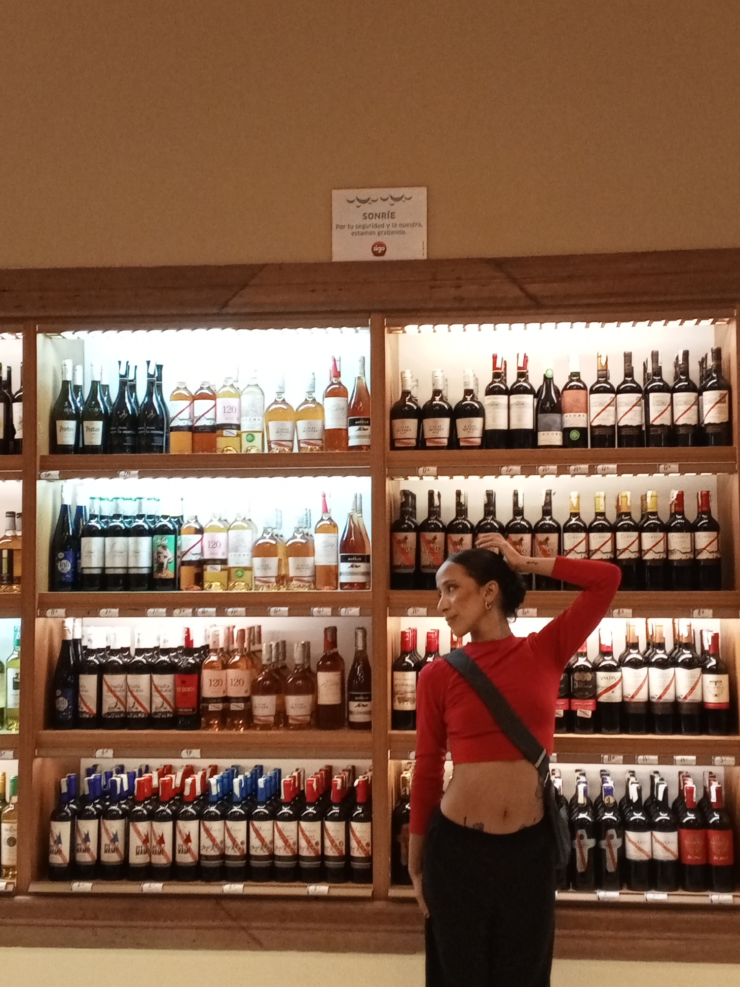 Late-night shopping trip documented across multiple Porlamar stores