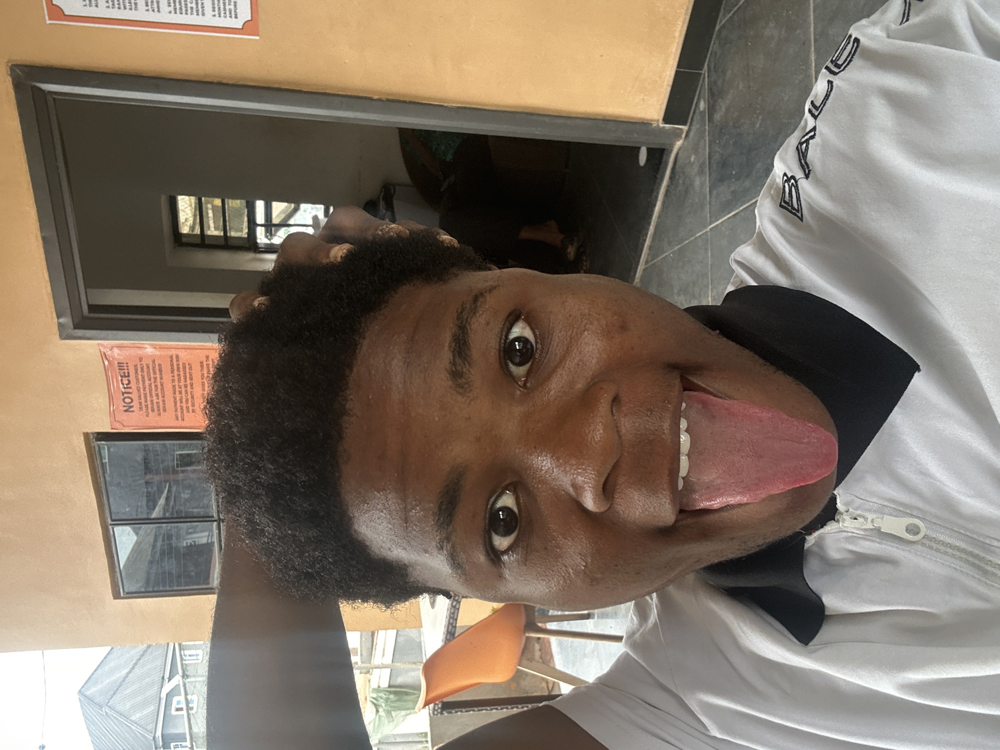 Young people document daily life through selfies in Ihiagwa