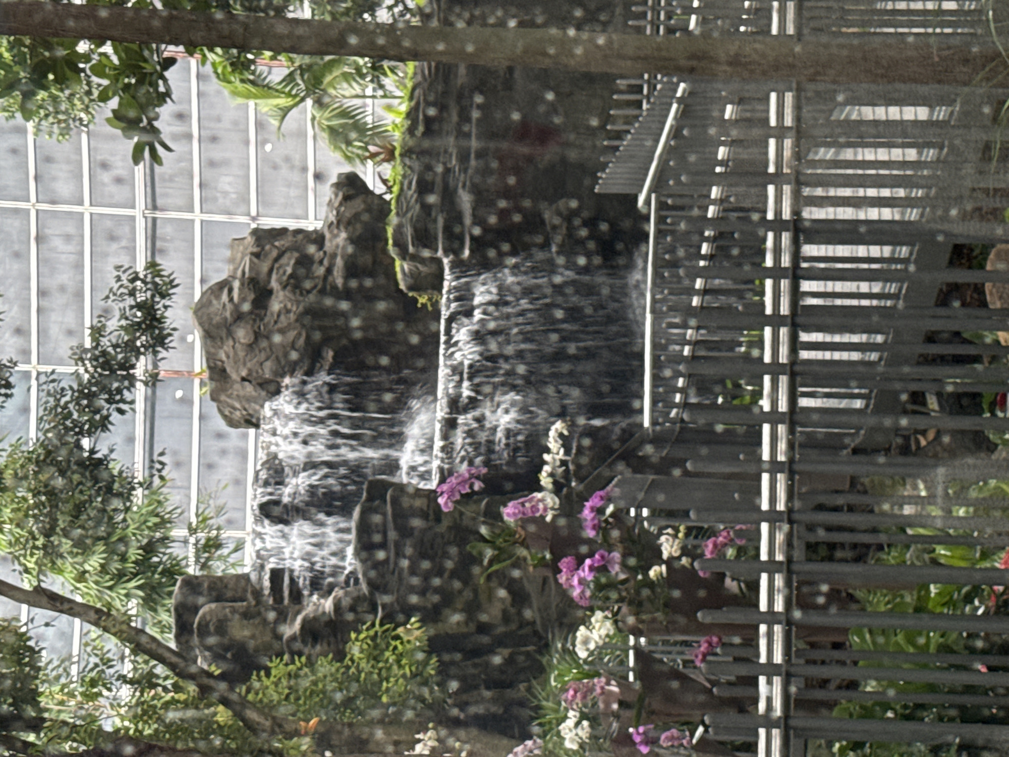 Traveler captures KLIA's waterfall and architectural features