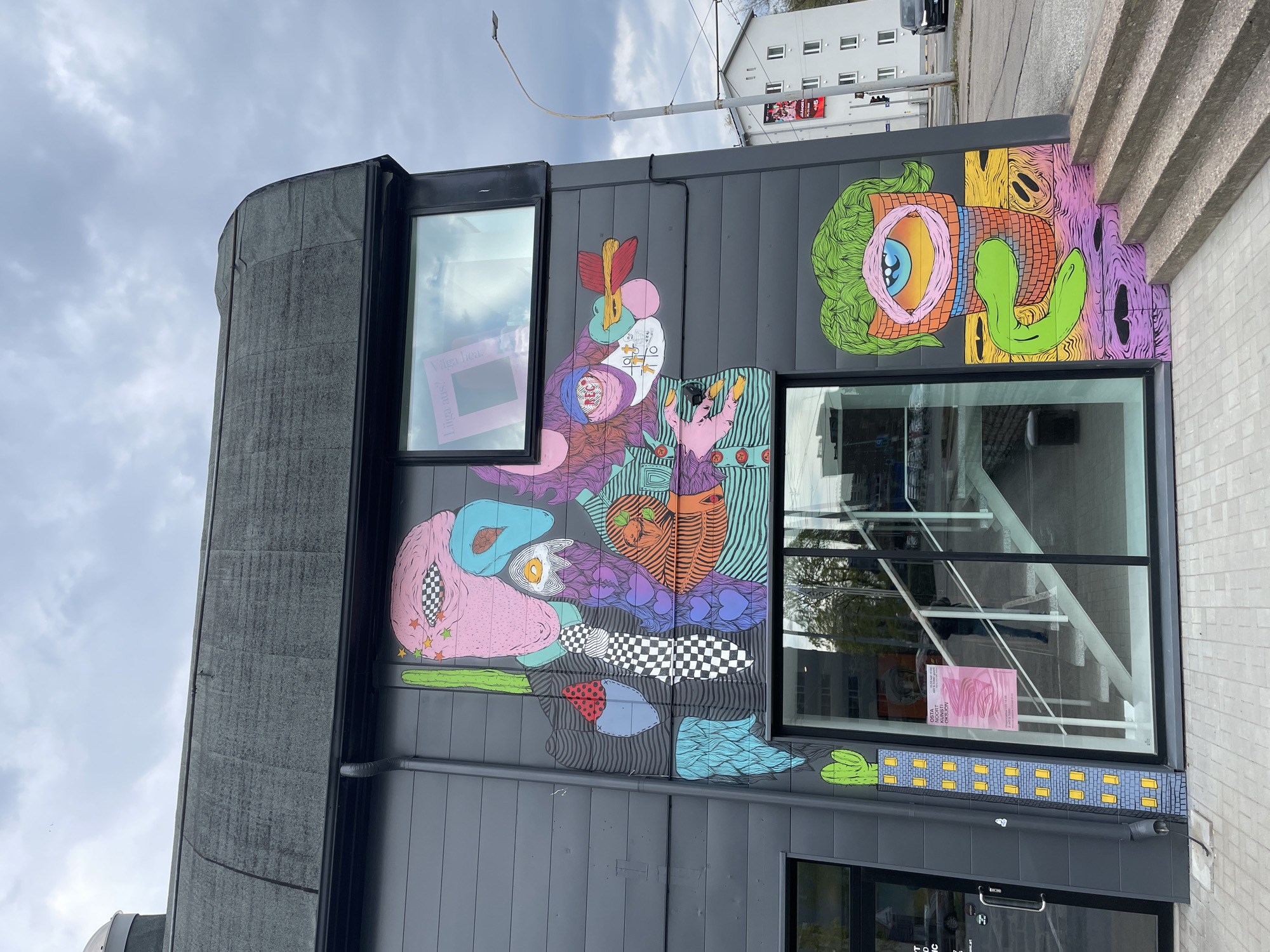 Urban documentation tour captures everyday Tallinn street scenes