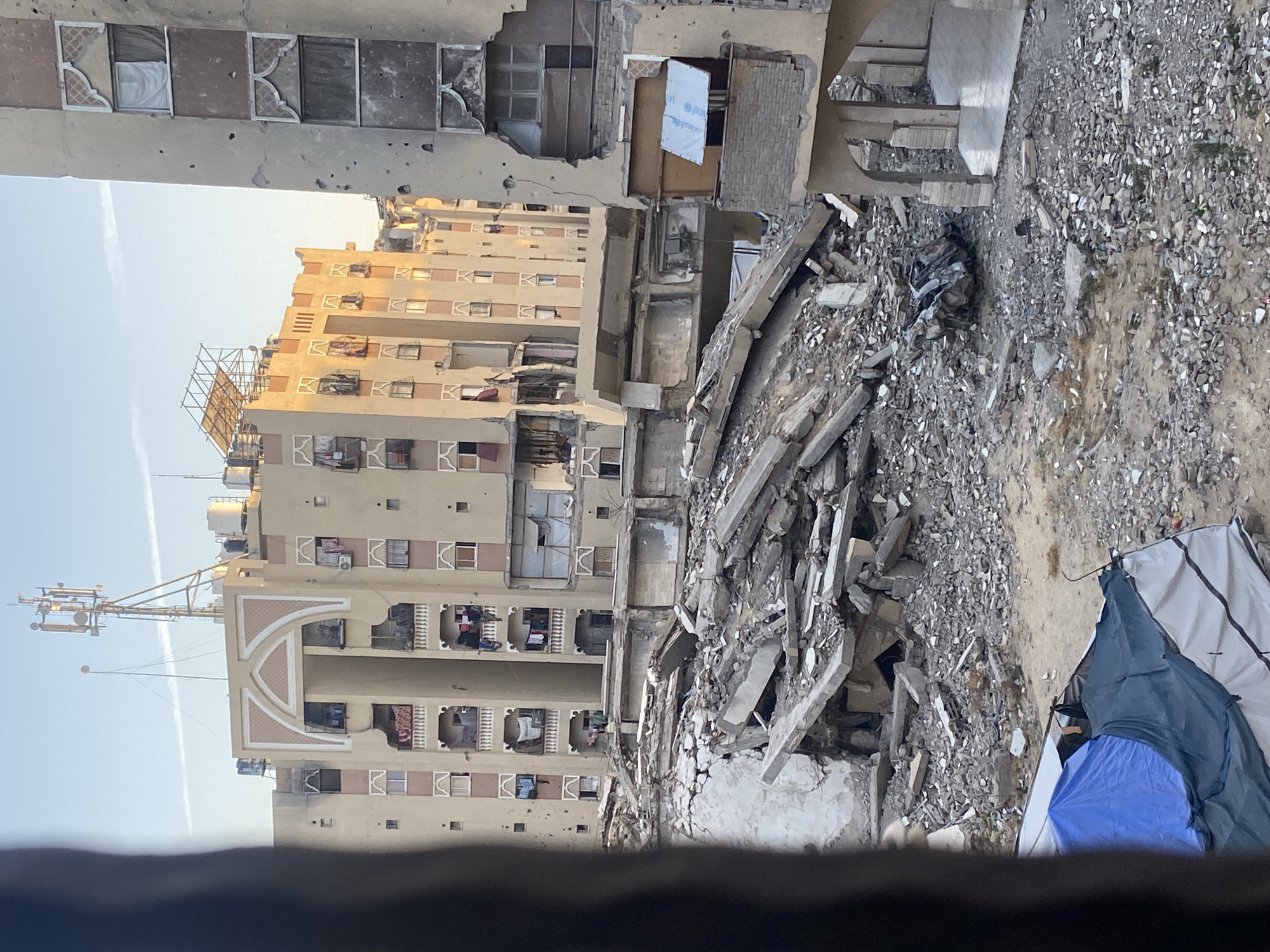 Daily life continues amid destruction in Khan Yunis