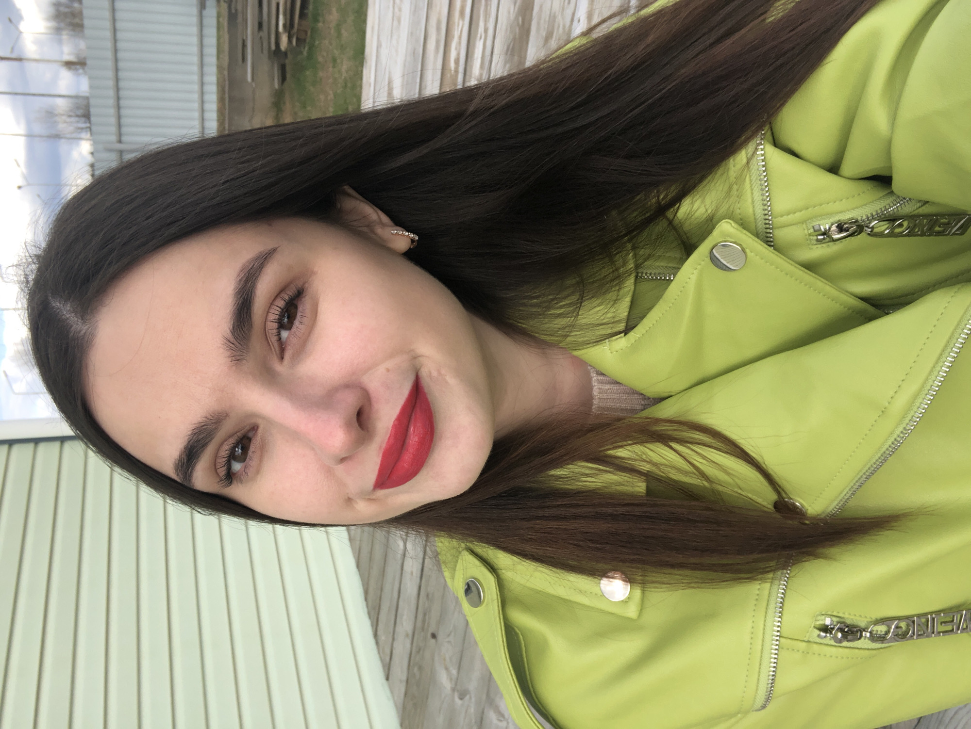 Woman documents selfie session with cat in Noviy, Russia
