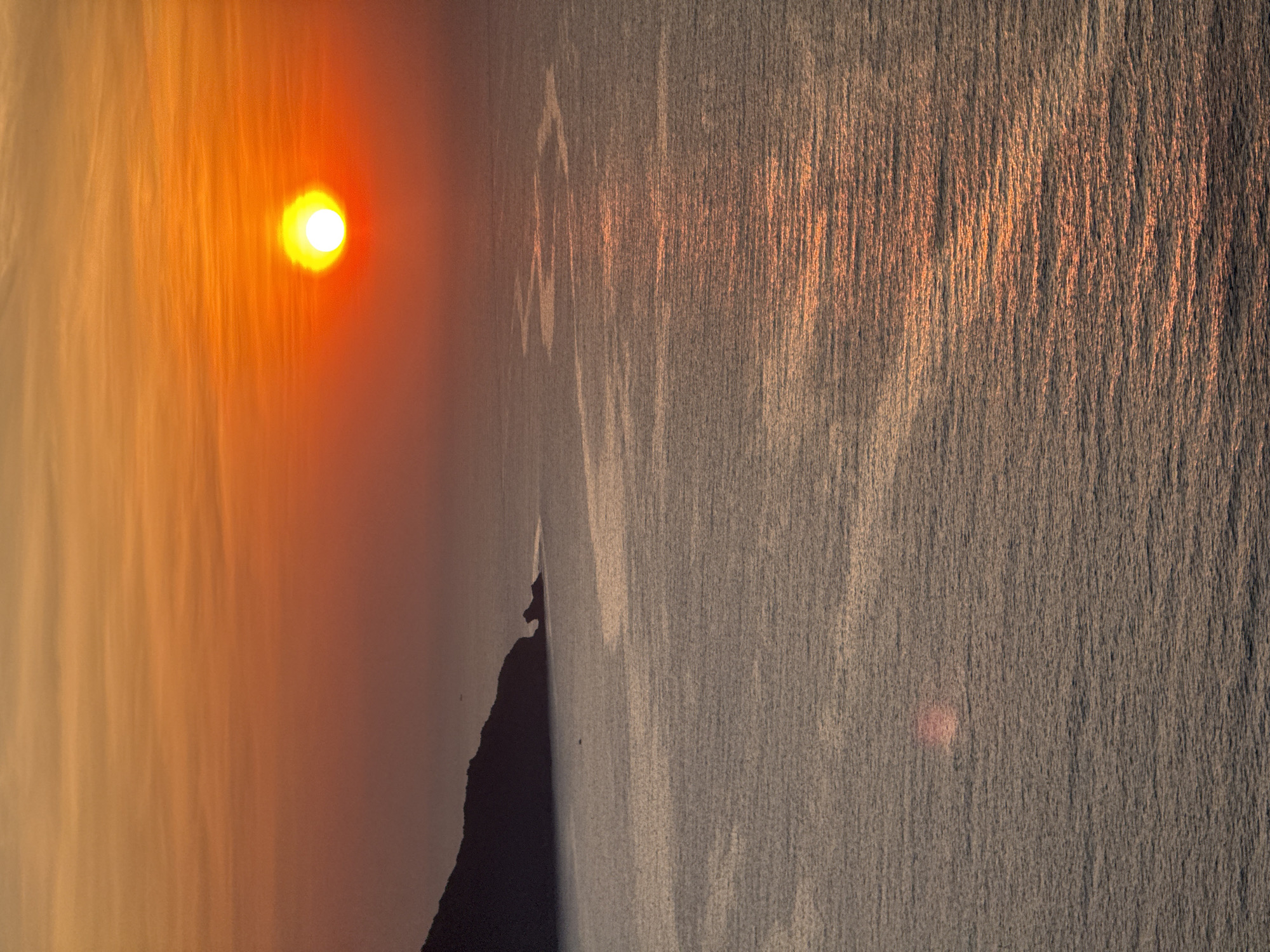 Sunset captured from multiple viewpoints along Đà Nẵng coast