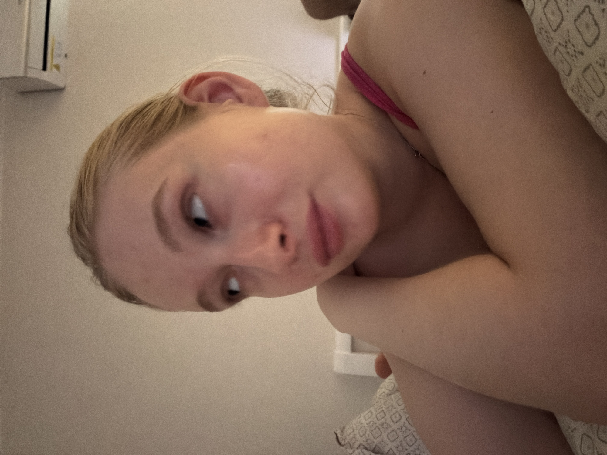 Morning domestic scenes documented in Rossiyskiy, Russia
