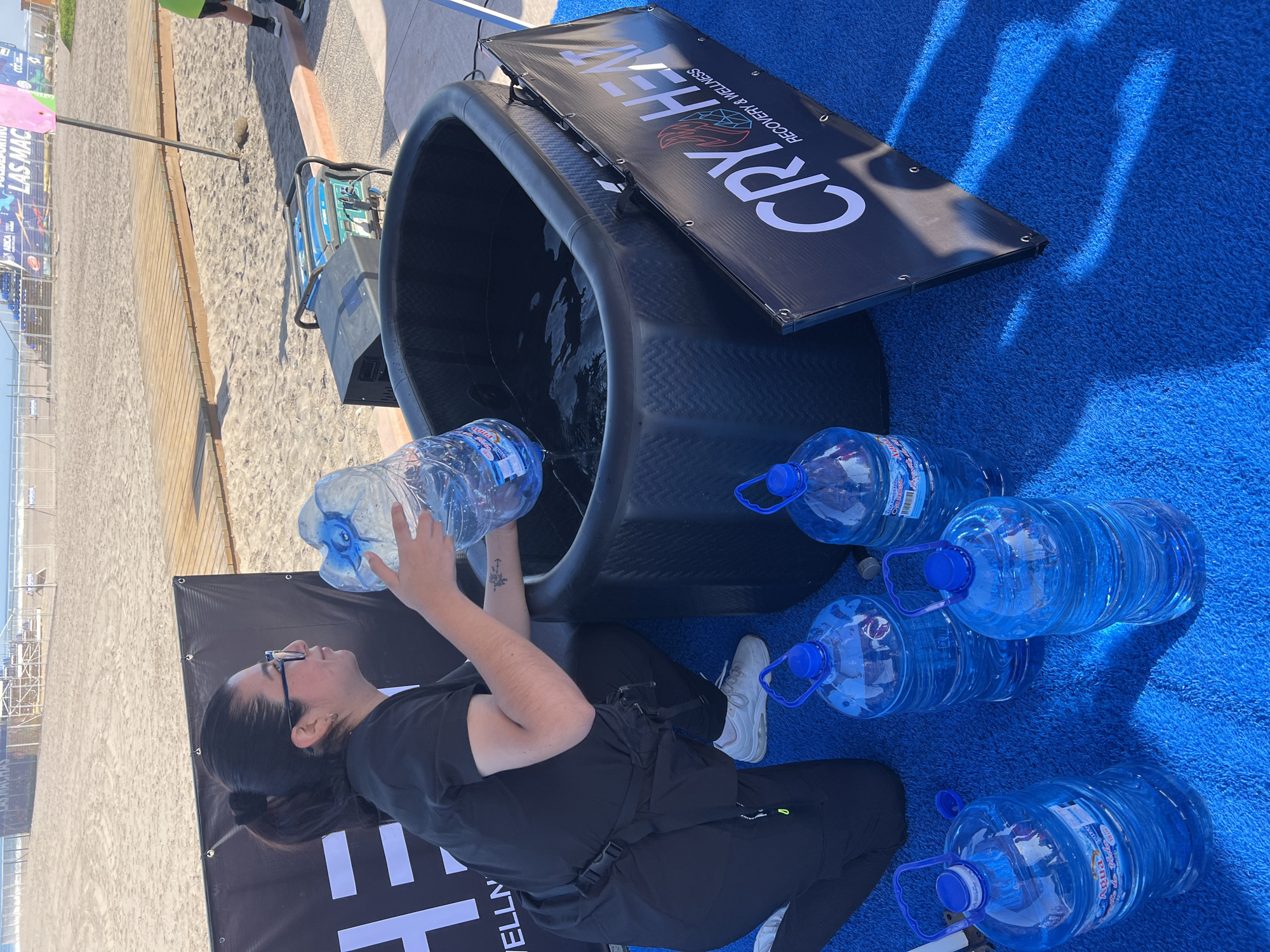 Cycling event with wellness activities held on Arica beach