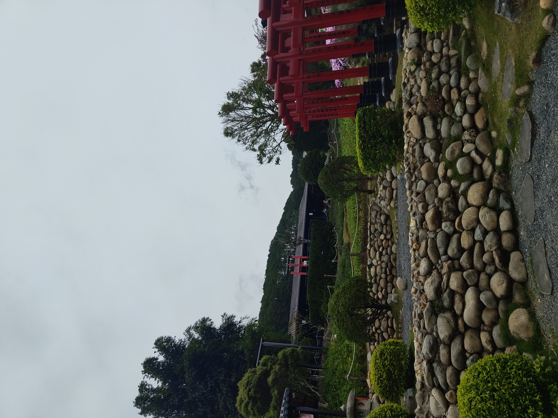 Japanese-style garden attraction in Da Lat, full of samurai statues and koi