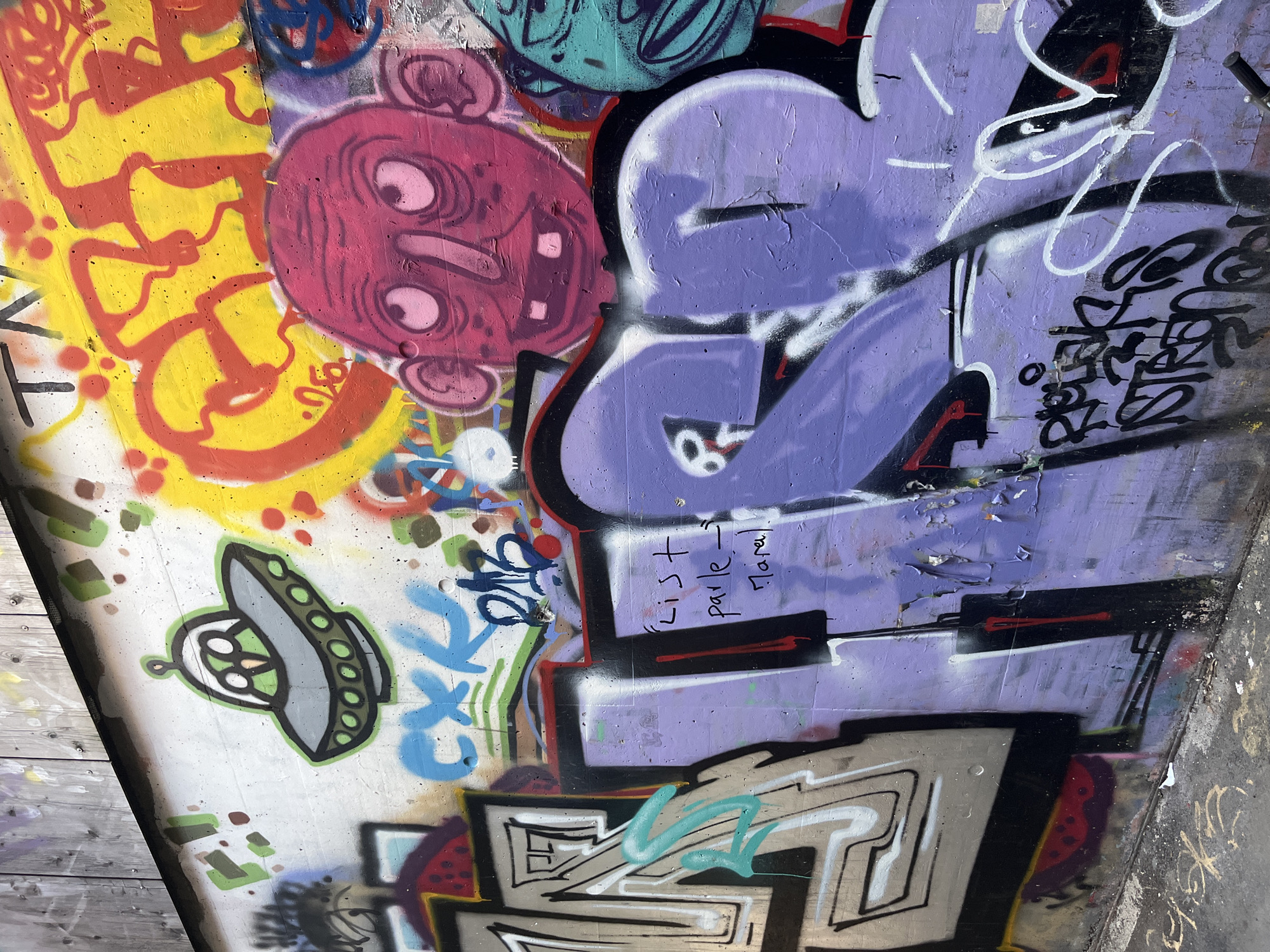 Geneva street art, urban textures, and curiosities on Bastille Day