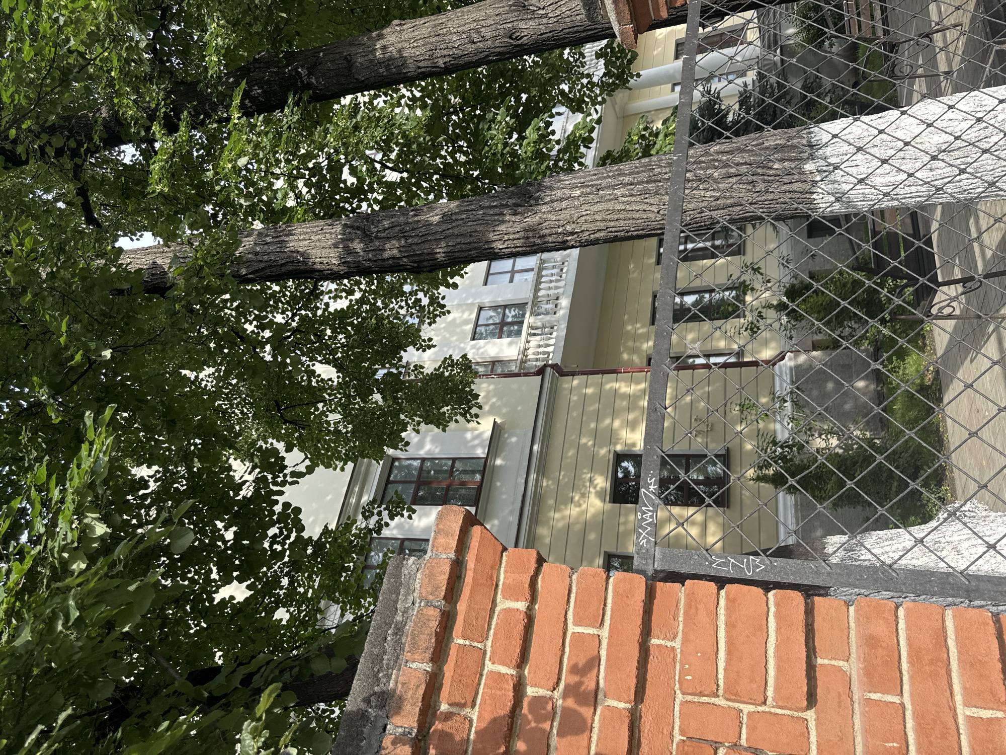 Street-level Yekaterinburg: trams, churches, vendors, and murals