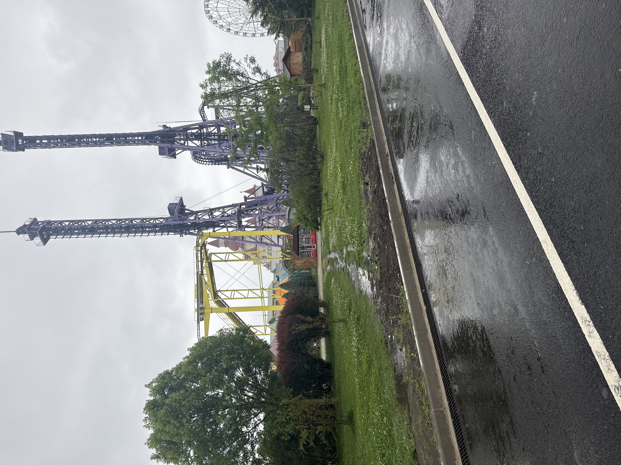 Rainy day tour documented at Sochi Park, Russia