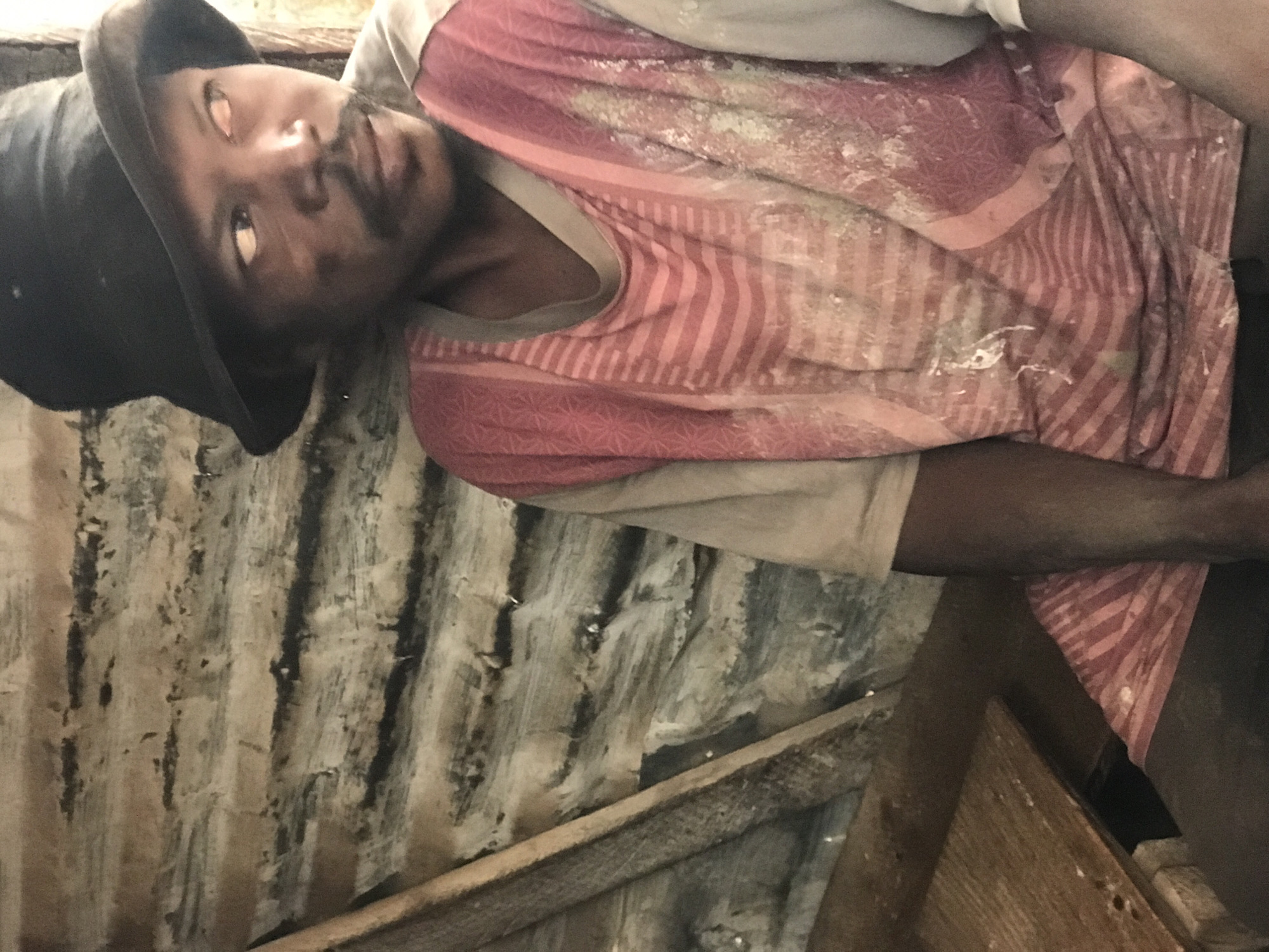 Daily life and material handling in Kabong, Nigeria