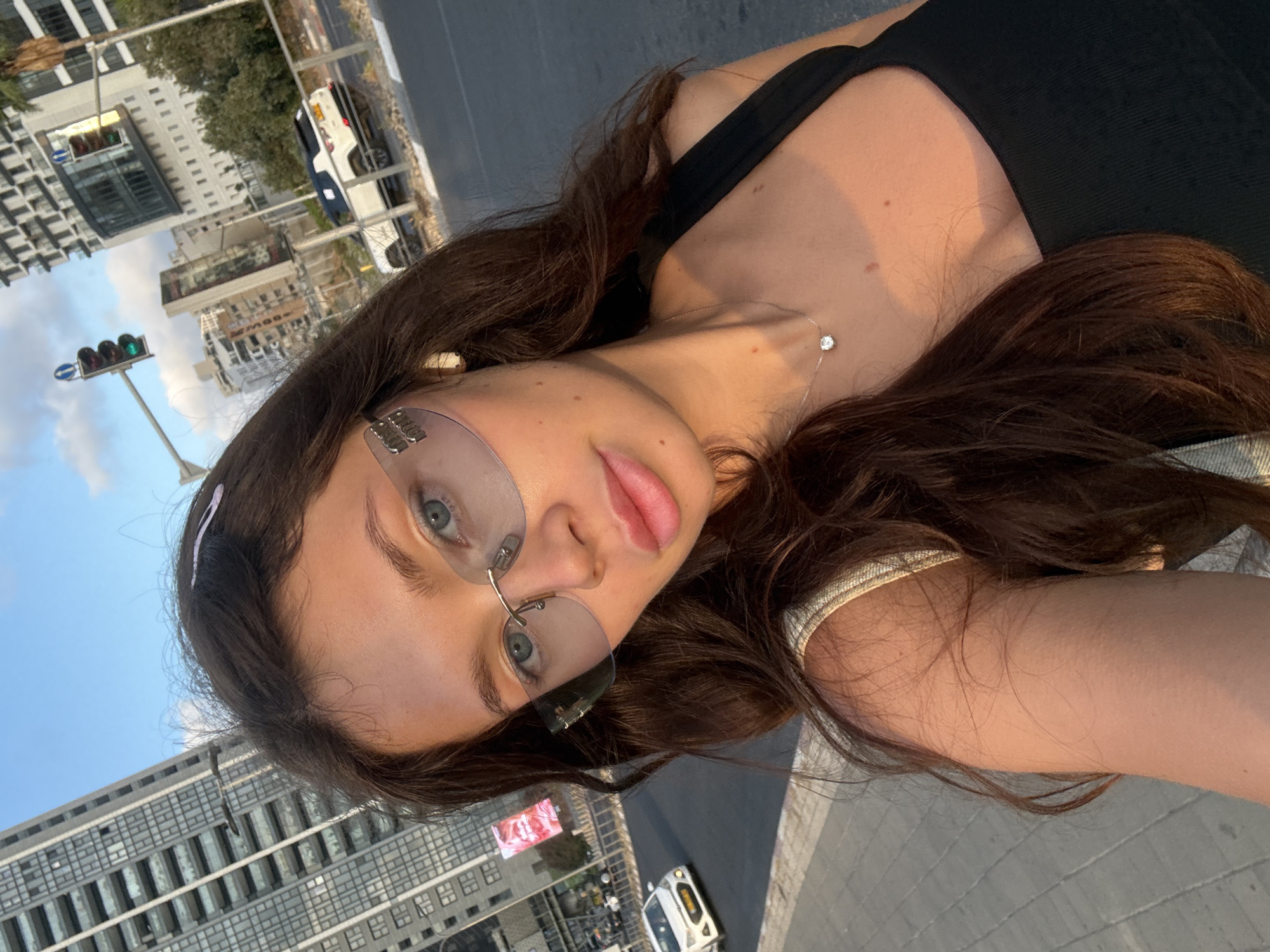 Woman documents quiet afternoon with pet dog in Tel Aviv