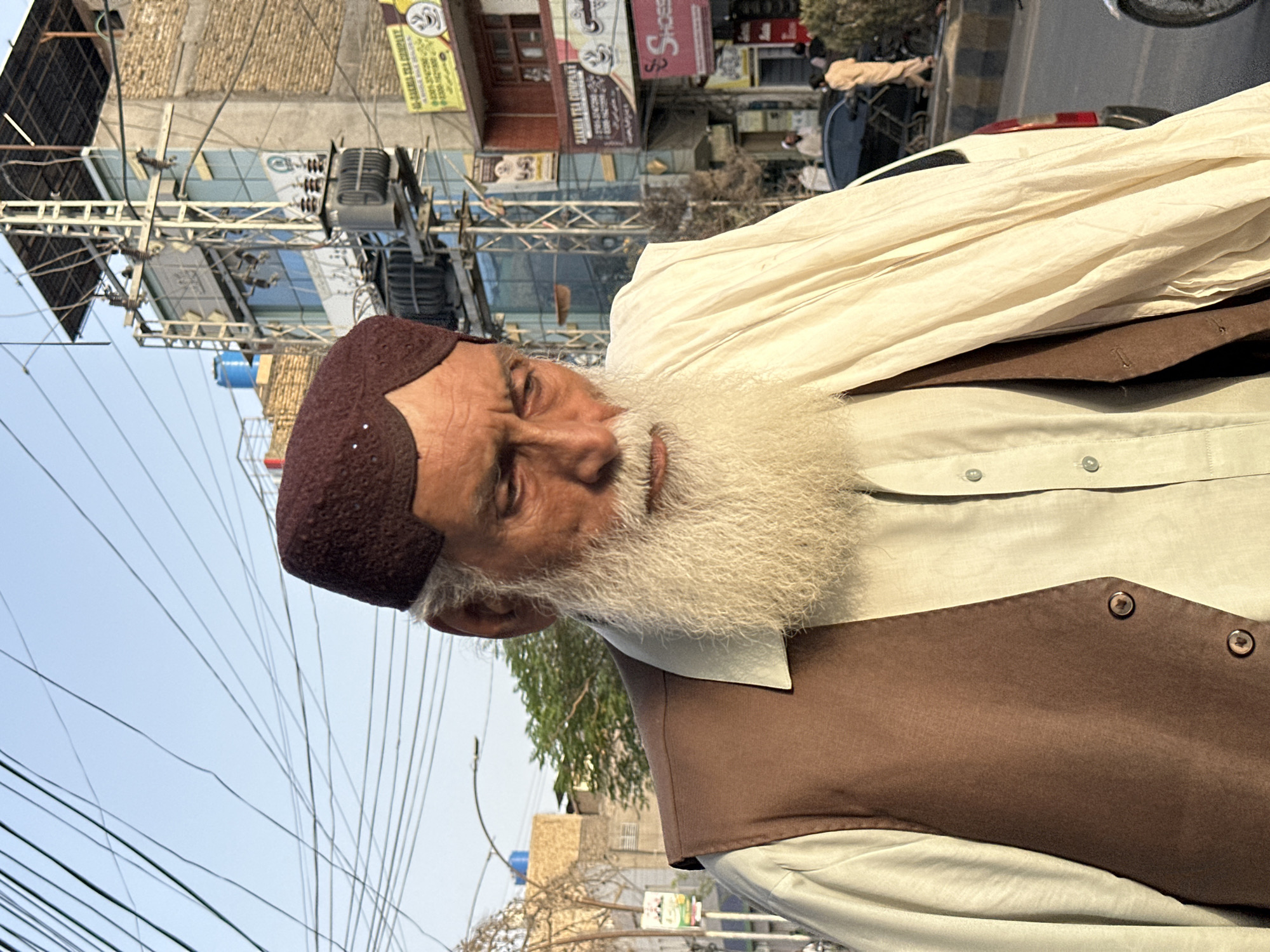 Street-level moments from a busy Quetta neighborhood