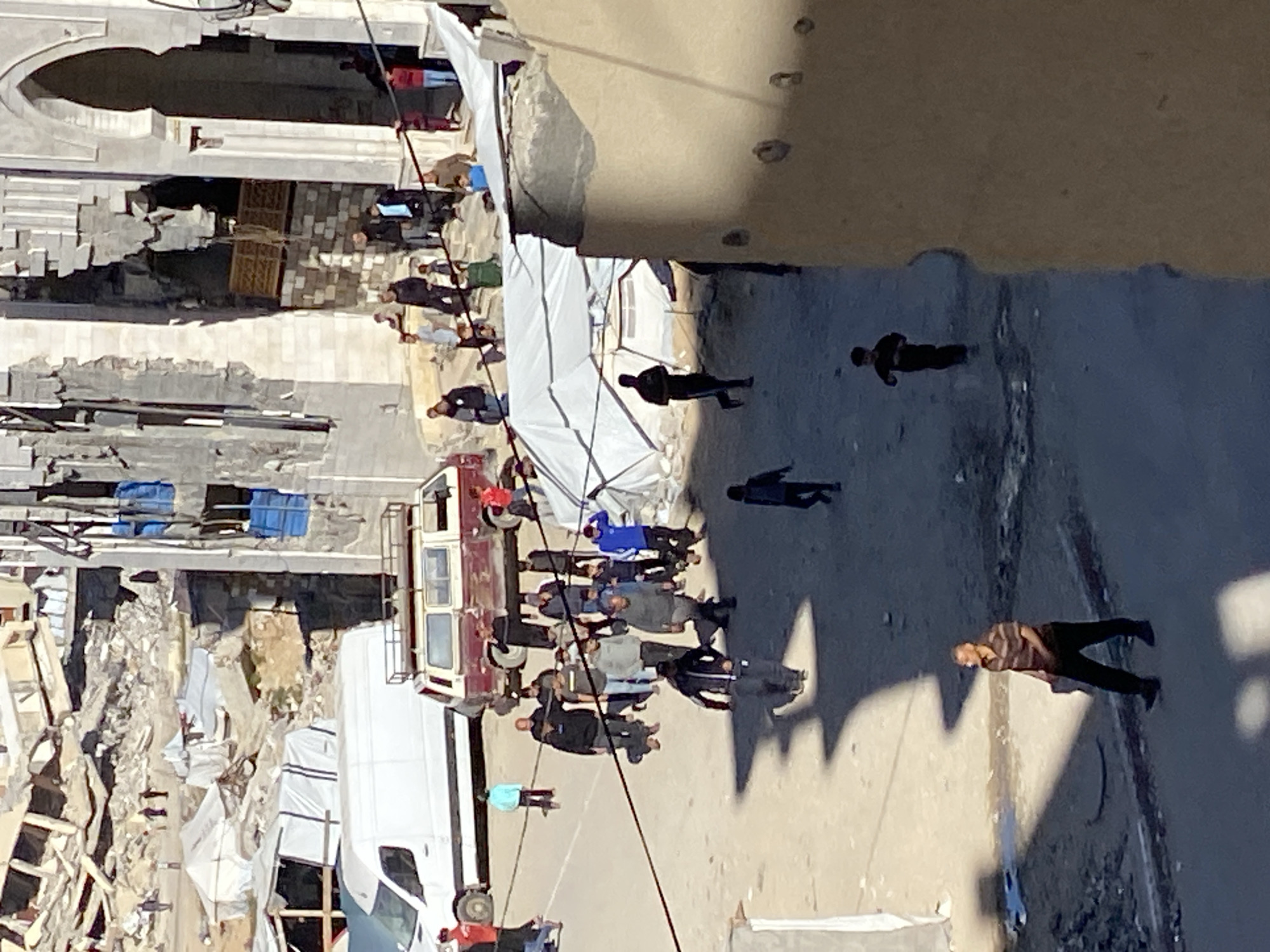 Witnesses document damage, civilian activity in Khan Yunis