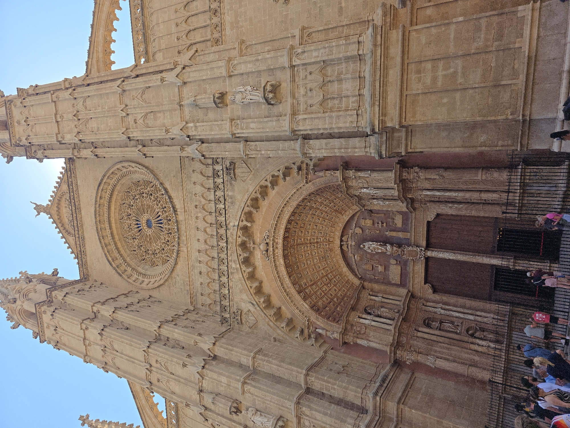 Palma de Mallorca: cathedral, harbor, and old-city streets