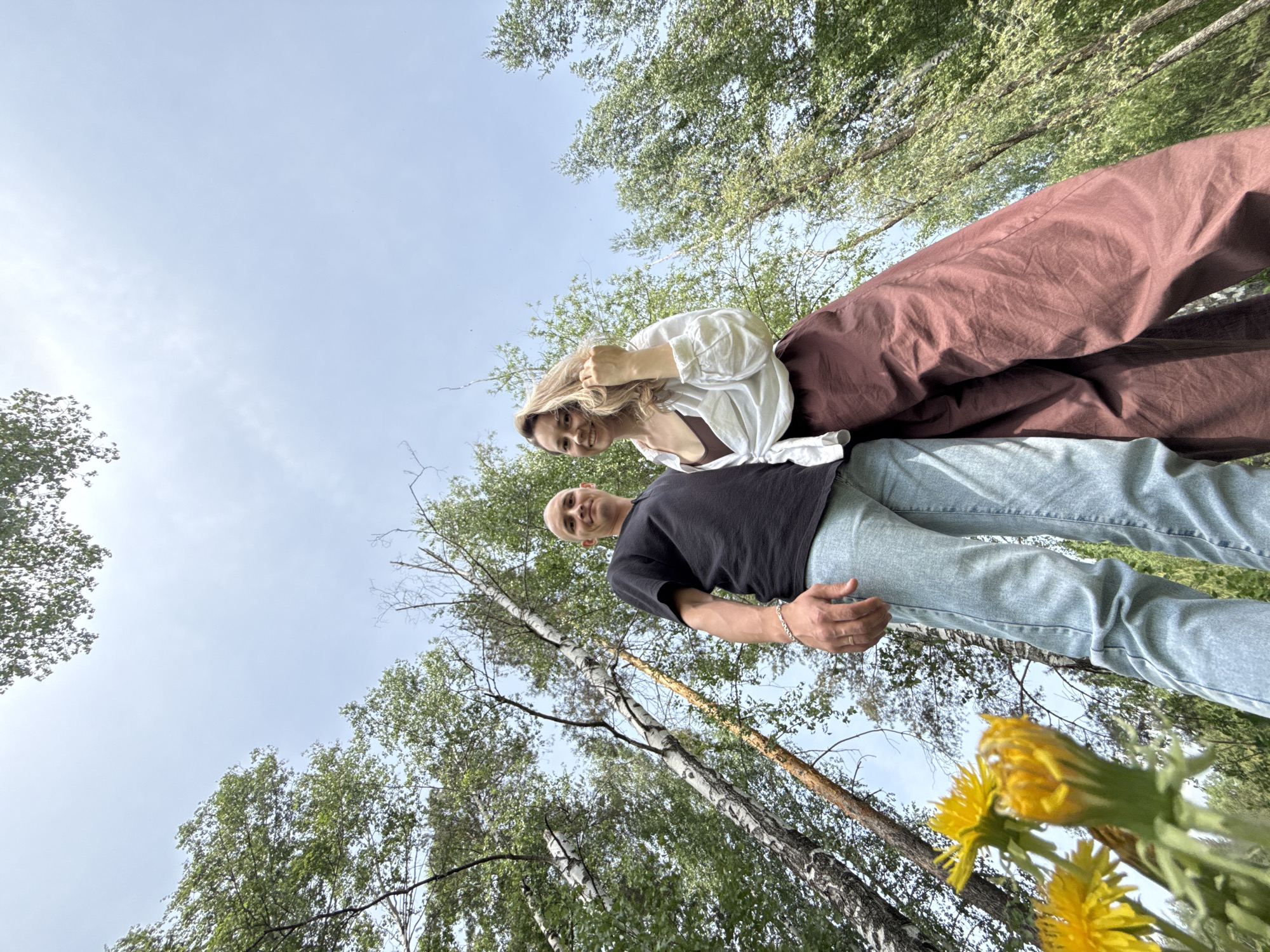 Couple's morning photo session captured in Noviy park