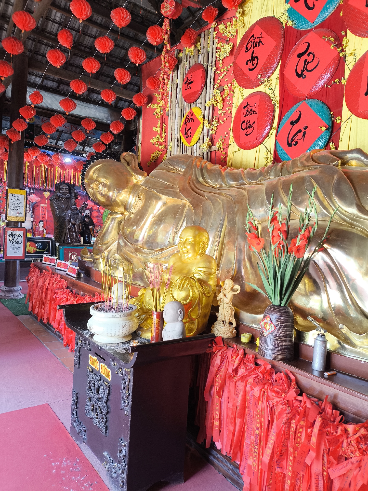 Golden Buddha statue photographed at Lâm Viên, Đà Lạt