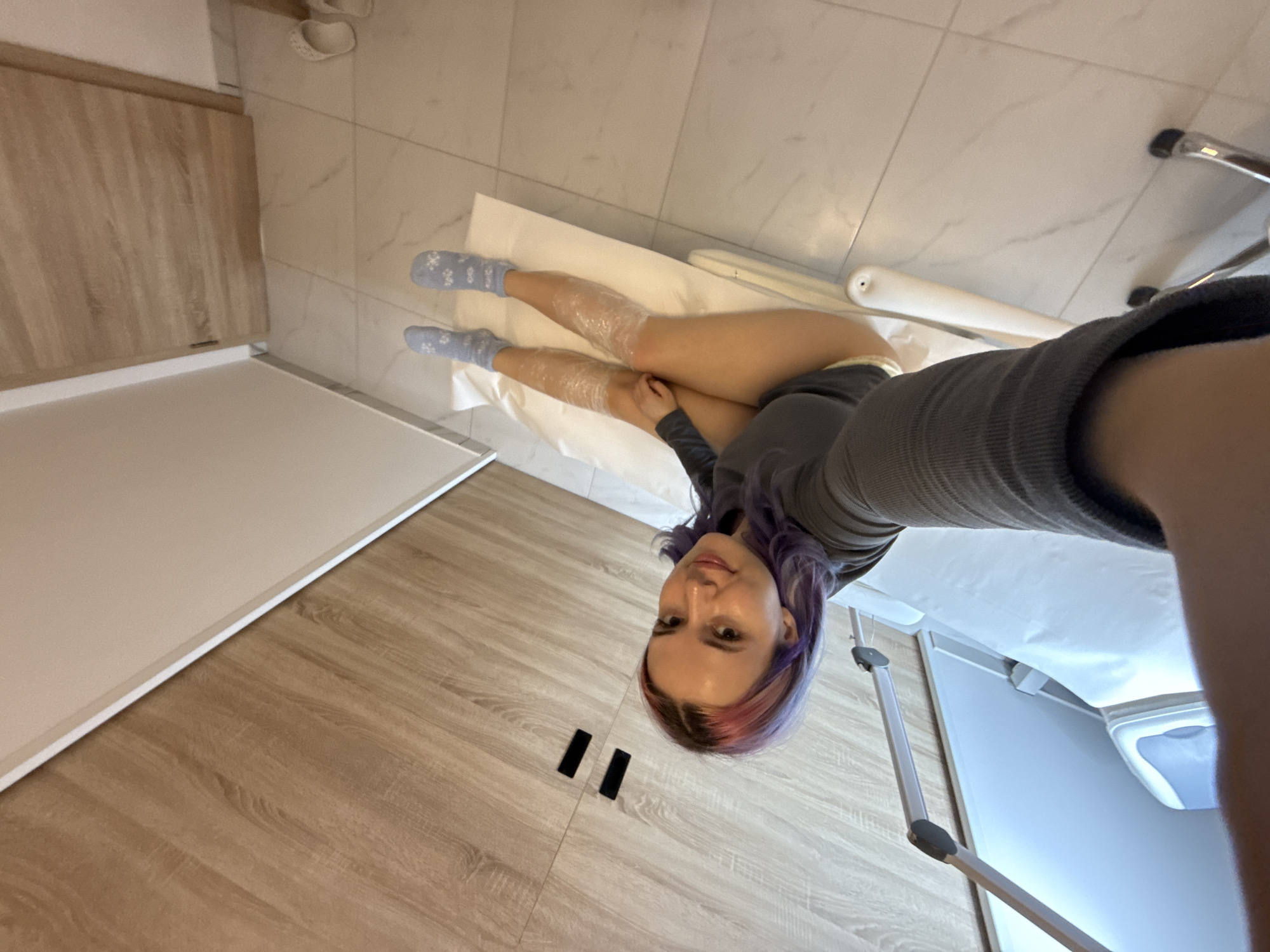 Woman documents beauty salon visit and spring day in Zagreb
