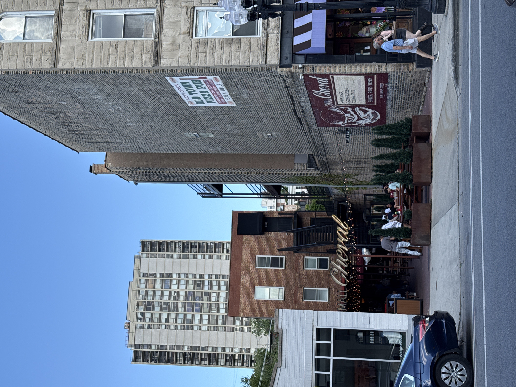 Evening street life in Chicago's Old Town neighborhood