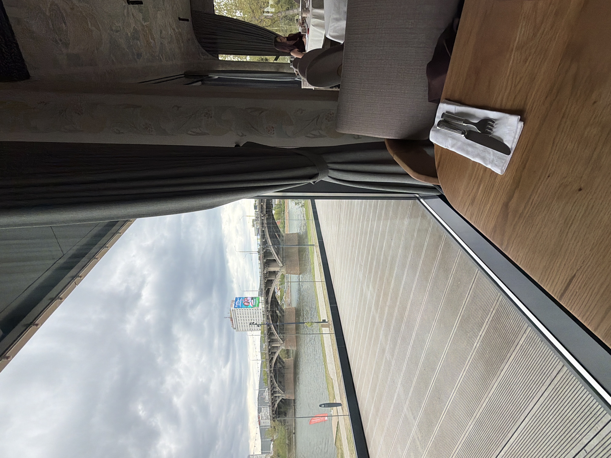 Morning dining session documented at Krasnoyarsk riverside restaurant