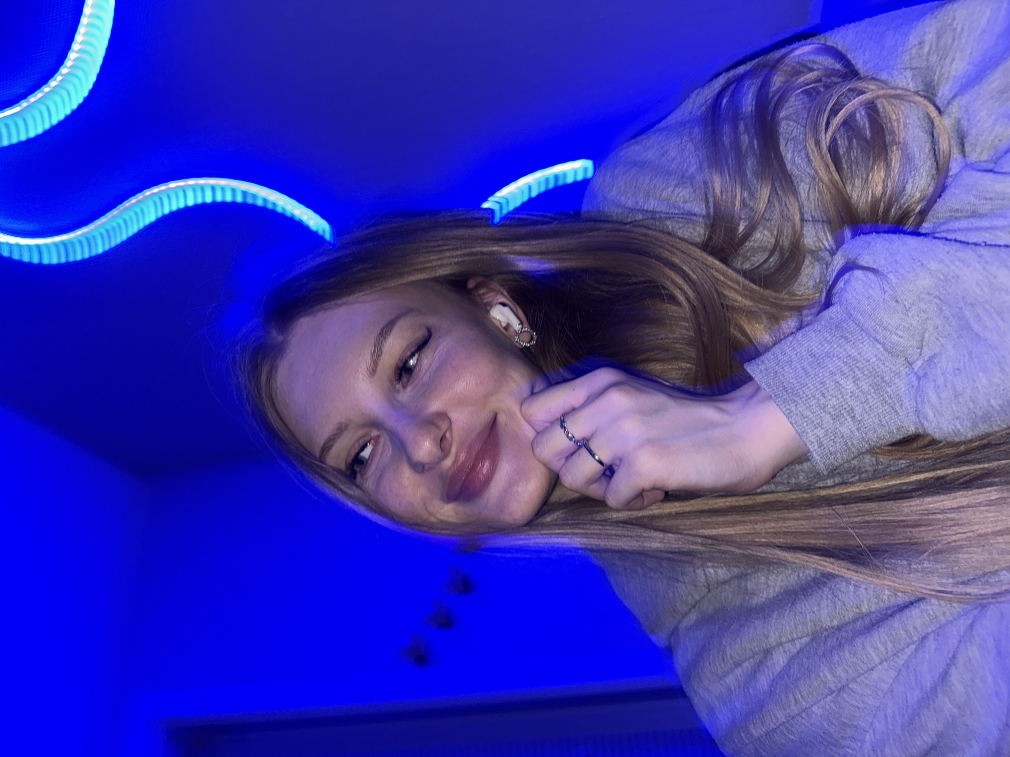 Quick selfie session in Perm, experimenting with angles and light
