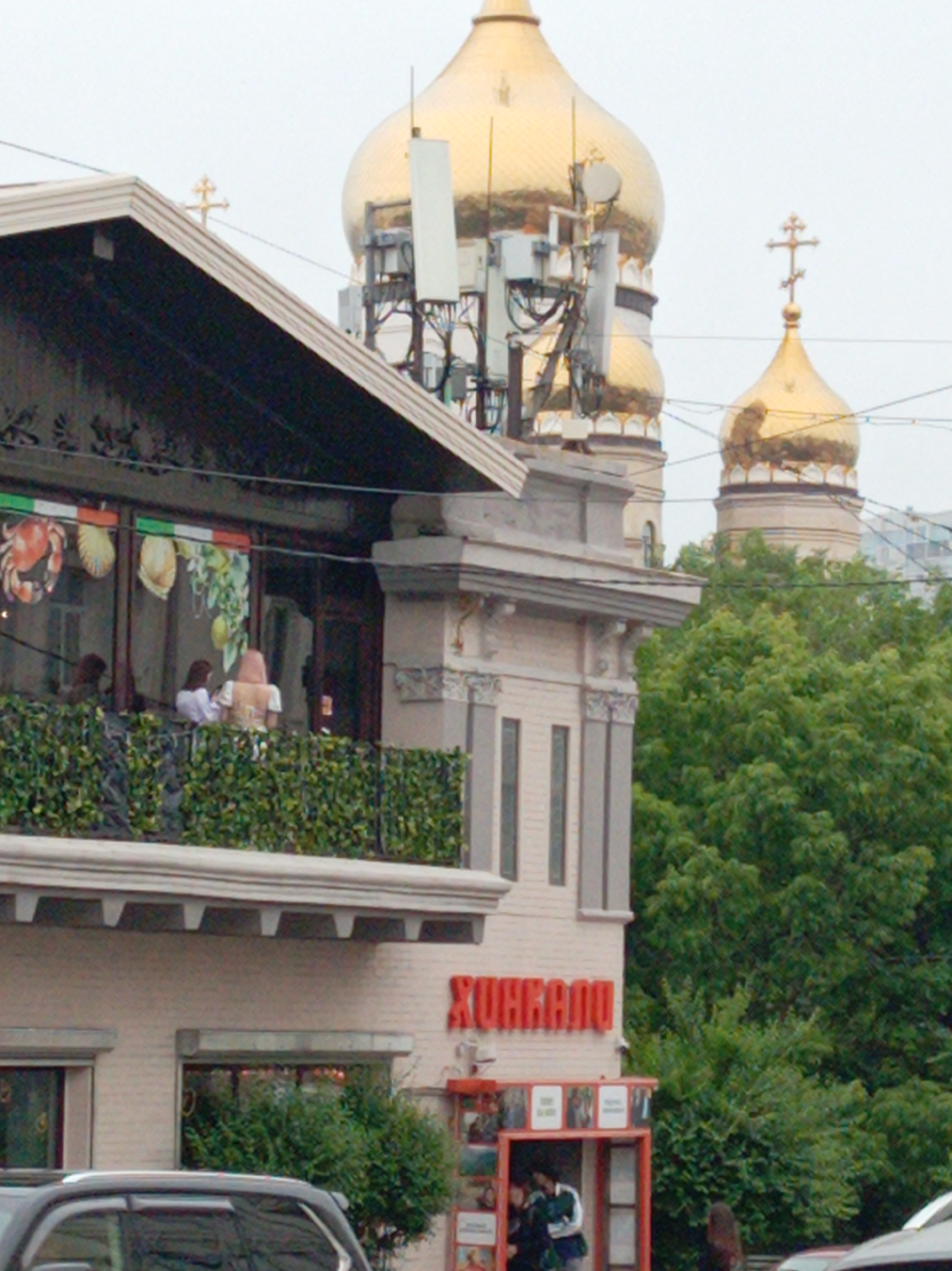 Early morning streets near a Vladivostok restaurant and Orthodox church
