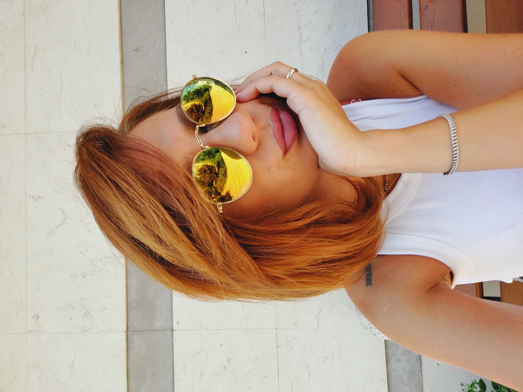 Afternoon selfie session across Sofia streets and elevators