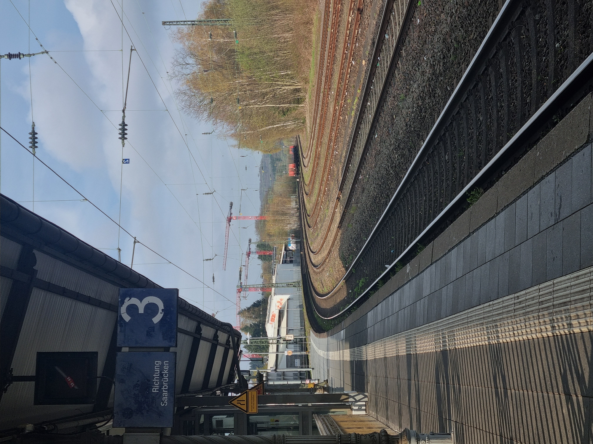Morning commute begins at Sankt Ingbert station platform