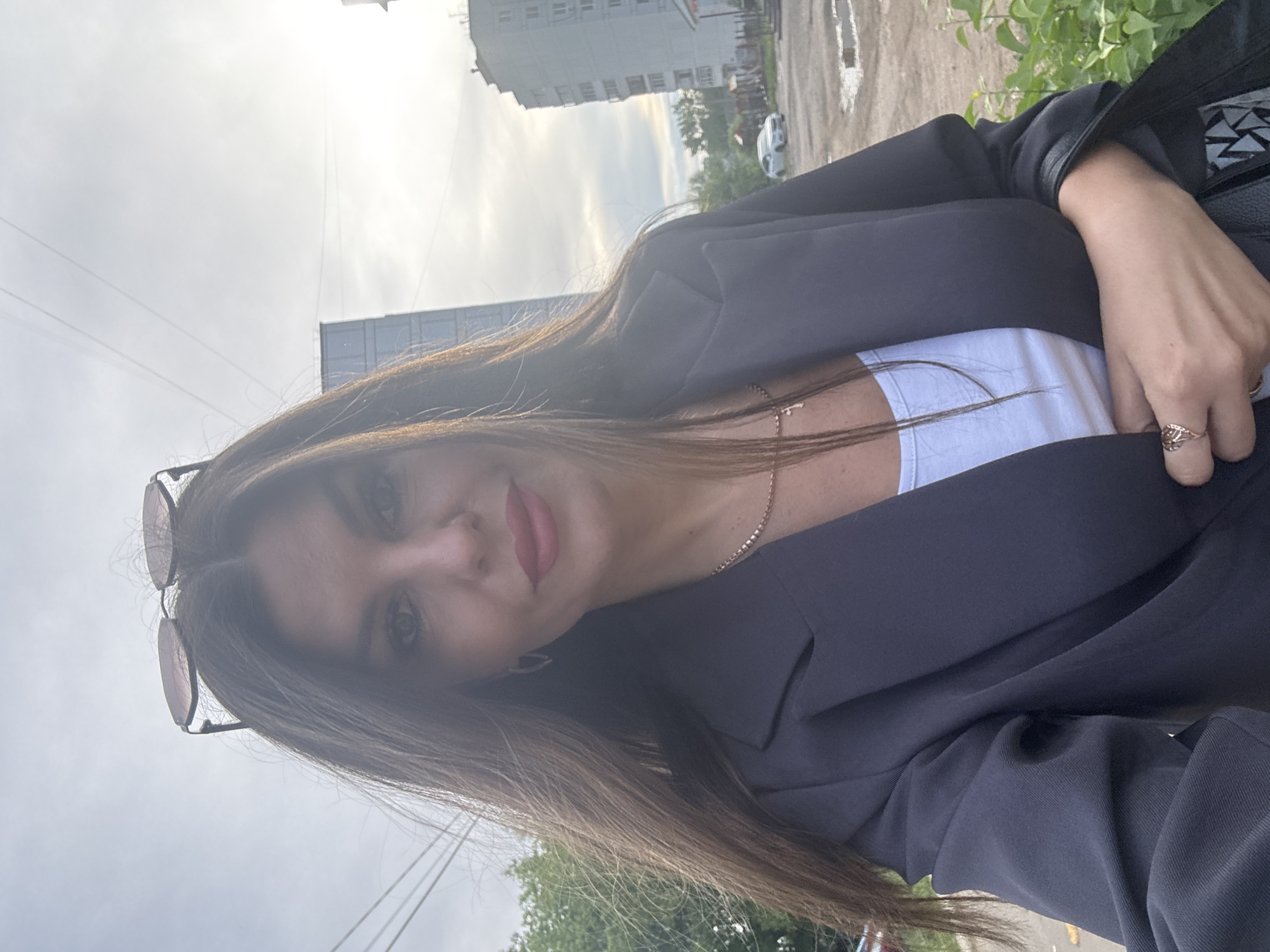 Woman photographed multiple times in Chaikovsky, Russia early morning