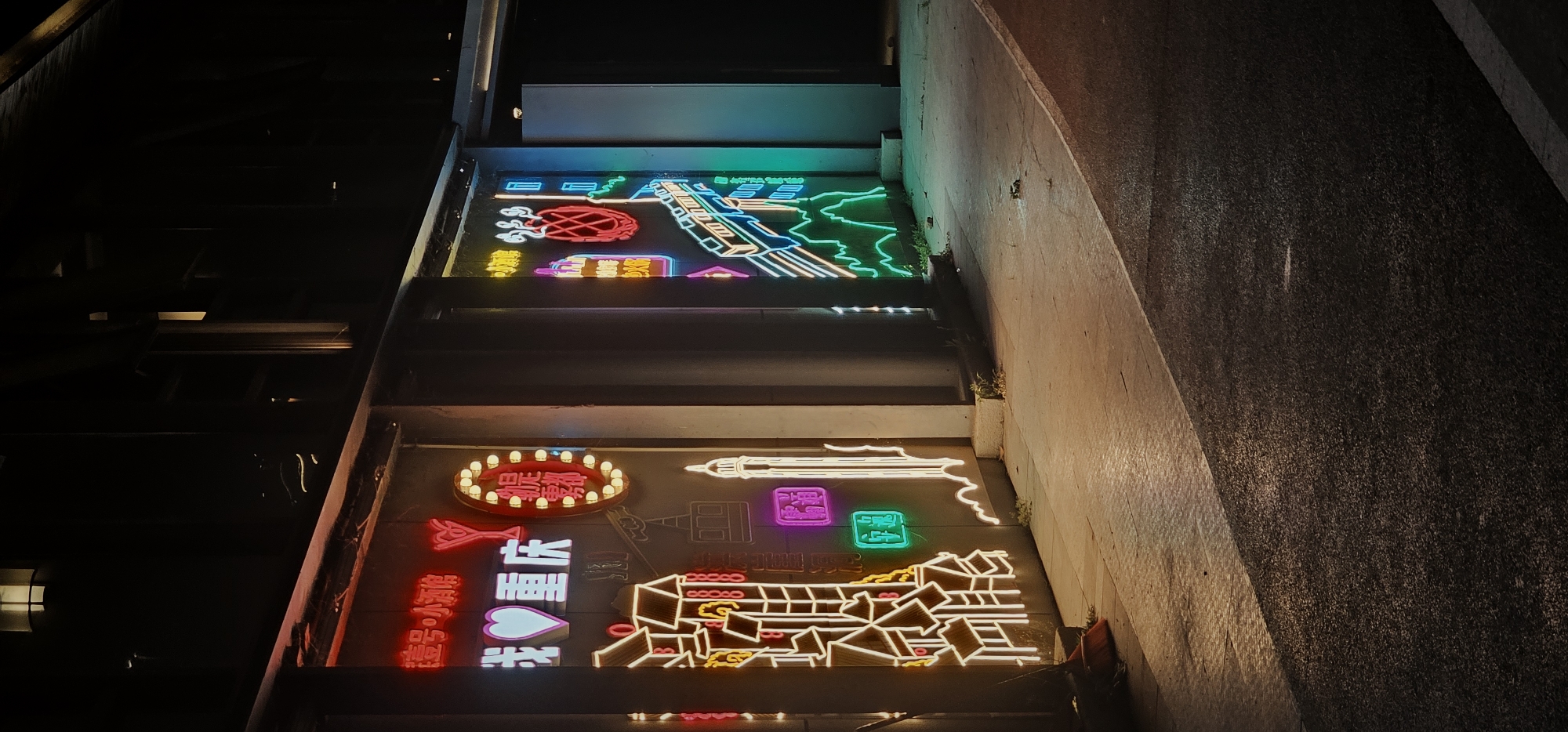 Nighttime urban life documented in Chongqing's Jiangbeicheng district