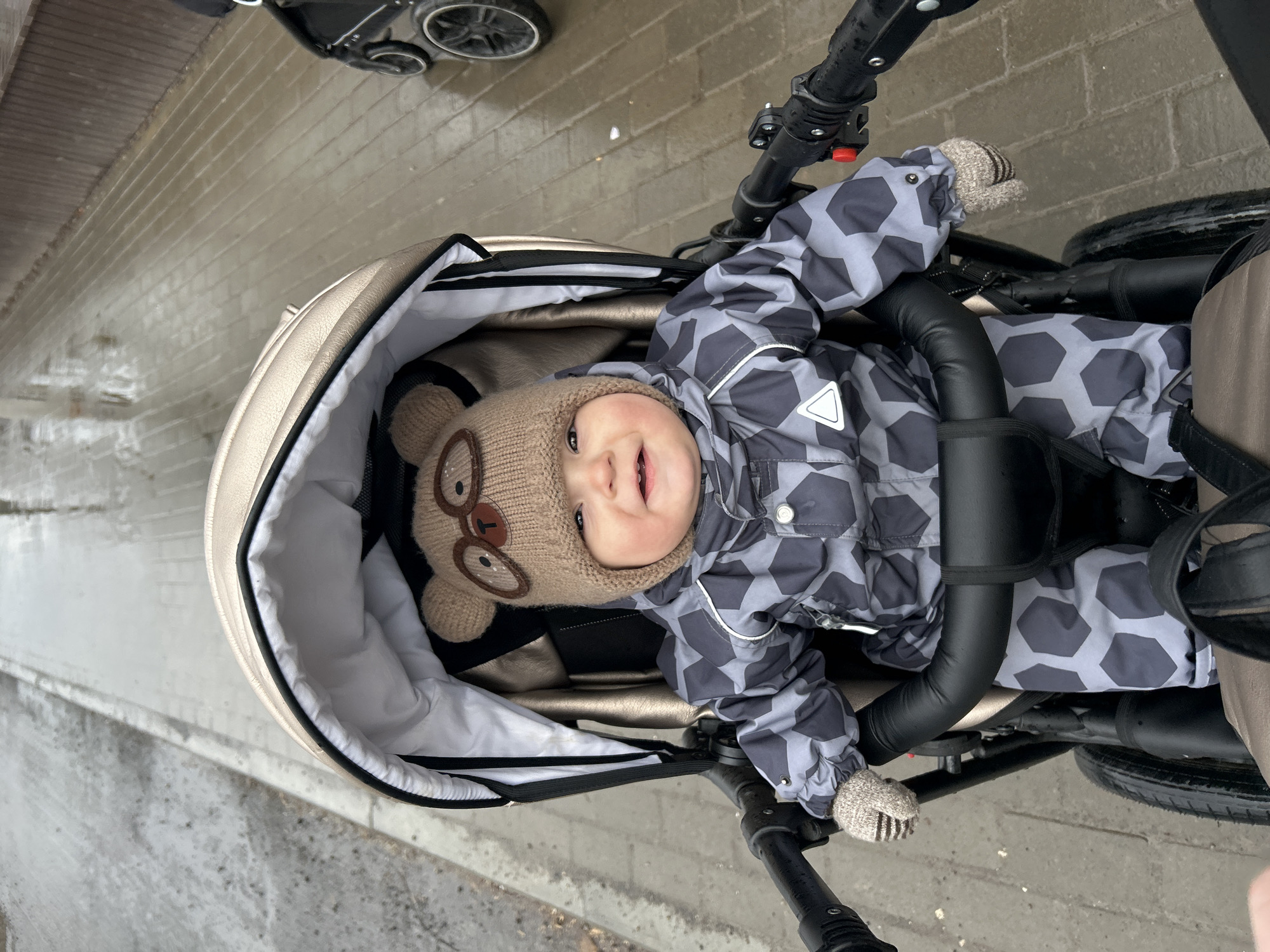 Baby in bear hat spotted in stroller, Chaikovsky Russia