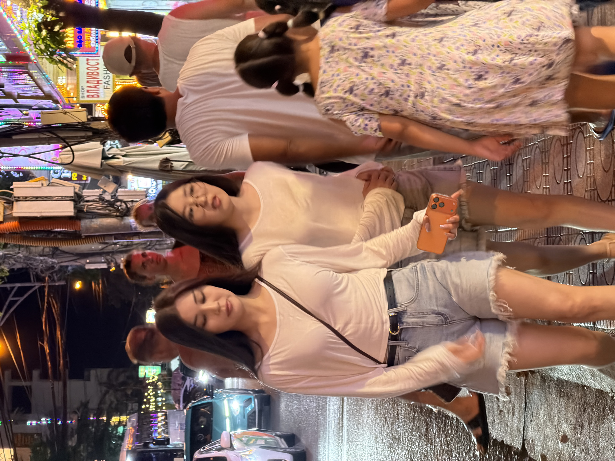 Nighttime beach and street scenes in Nha Trang Ward
