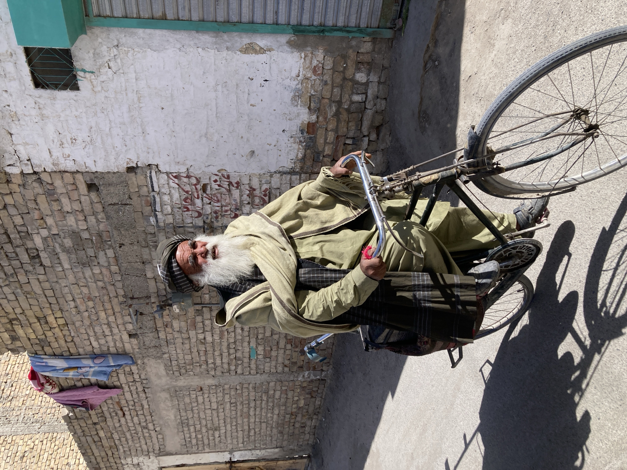 Daily street scenes captured in Quetta City Tehsil