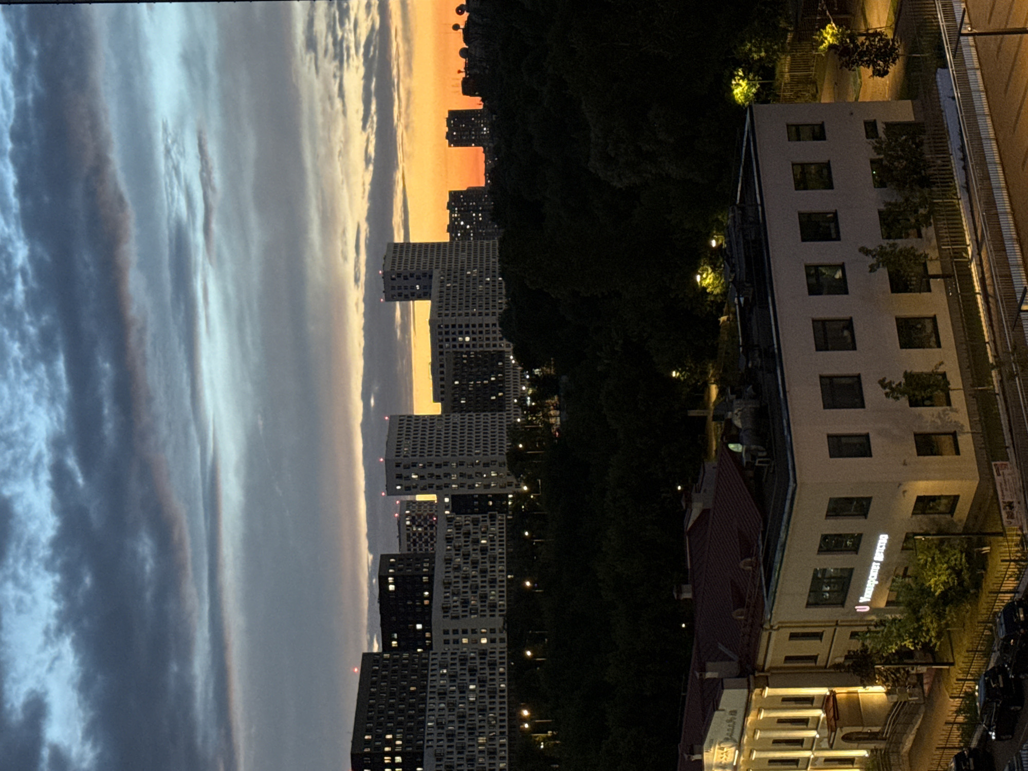 Dusk settles over Dolgoprudny in back-to-back evening shots