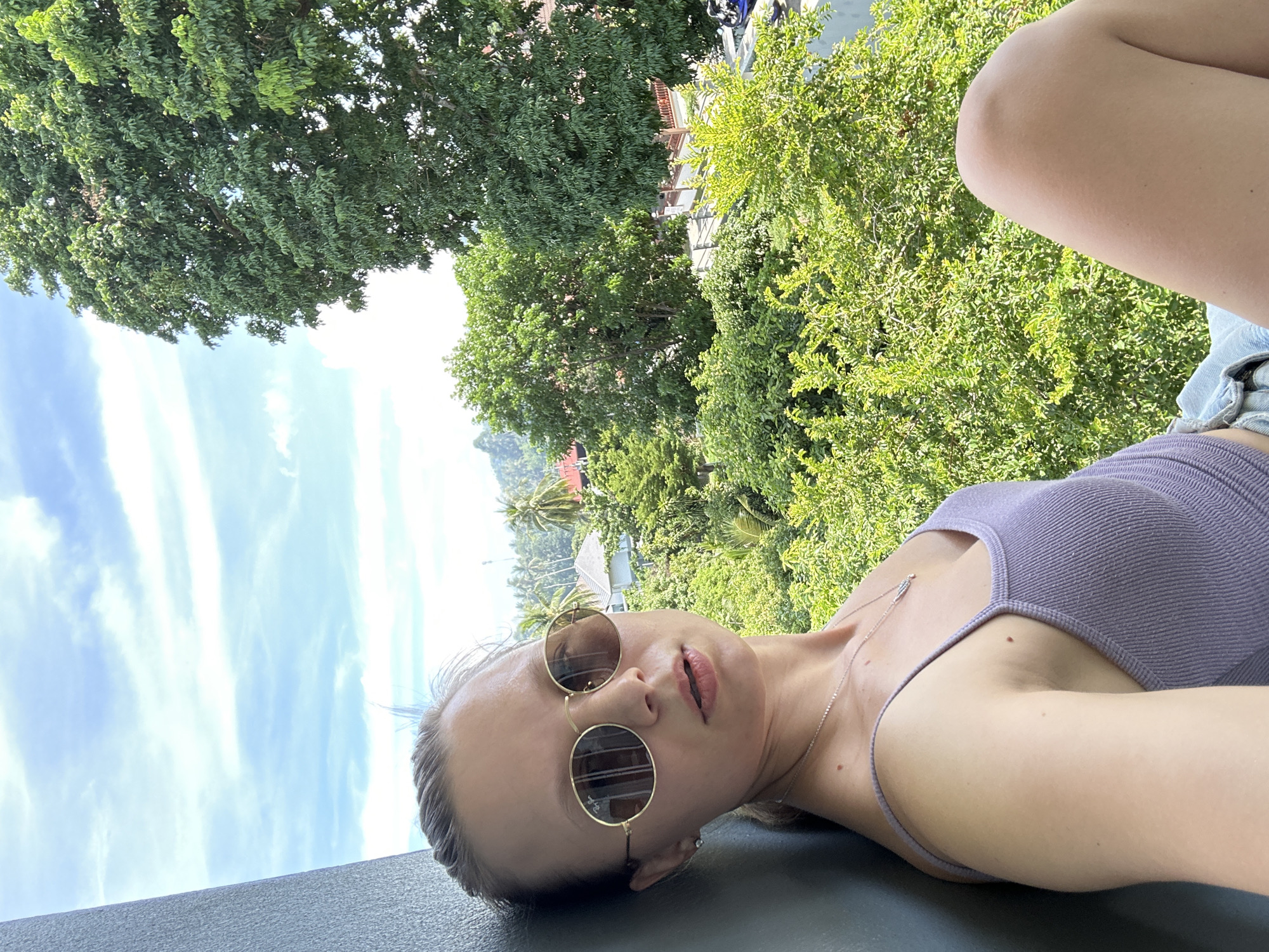 Balcony selfies overlooking tropical Baan Hua Thanon landscape