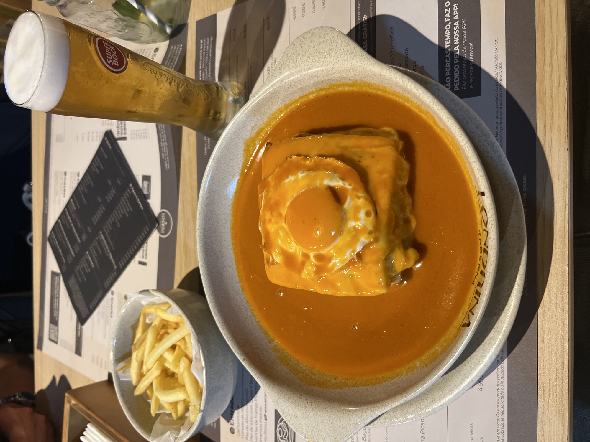Nighttime walking tour documented across Porto and Vila Nova de Gaia