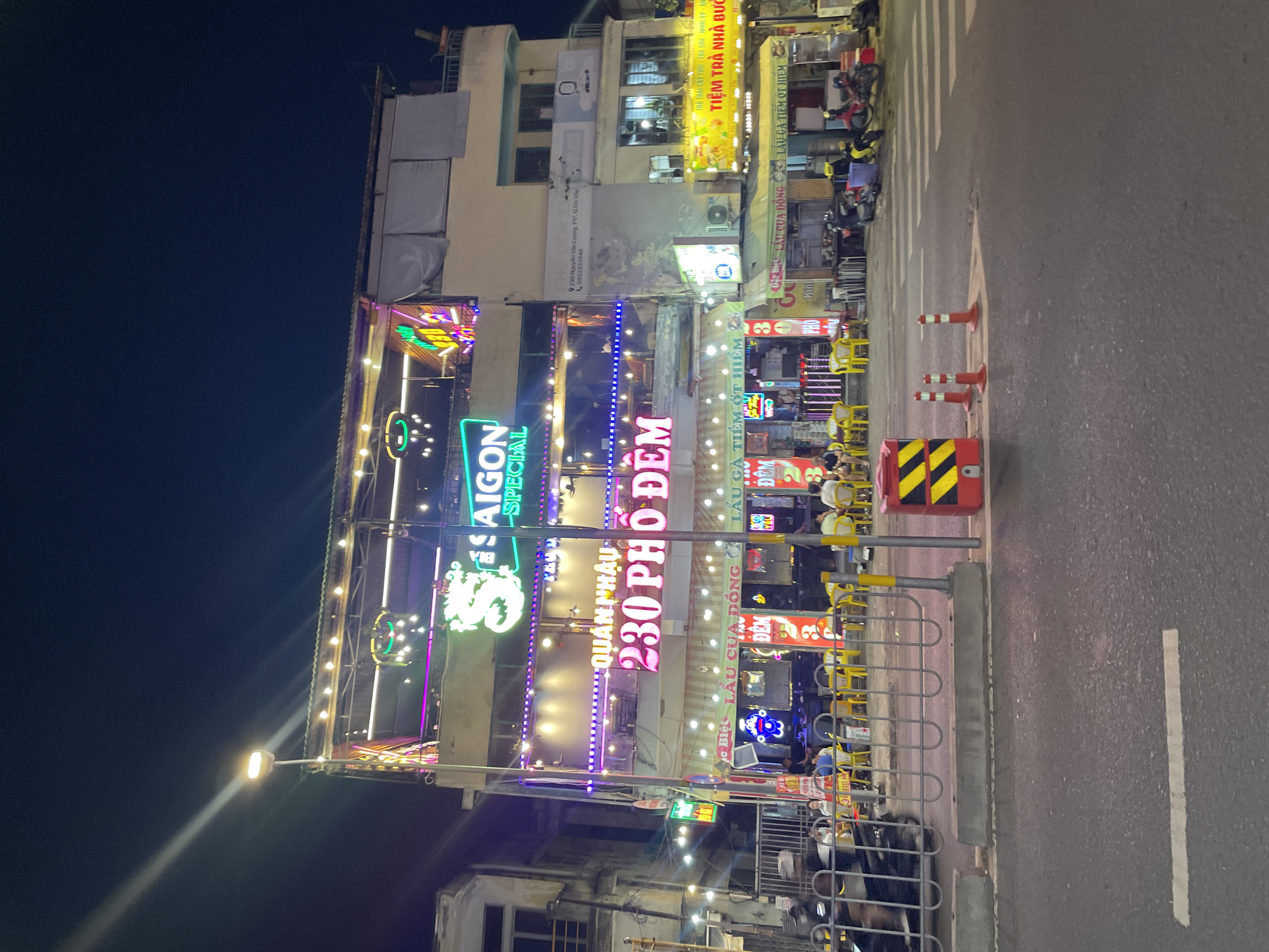 Night out on the commercial streets of Thuận An